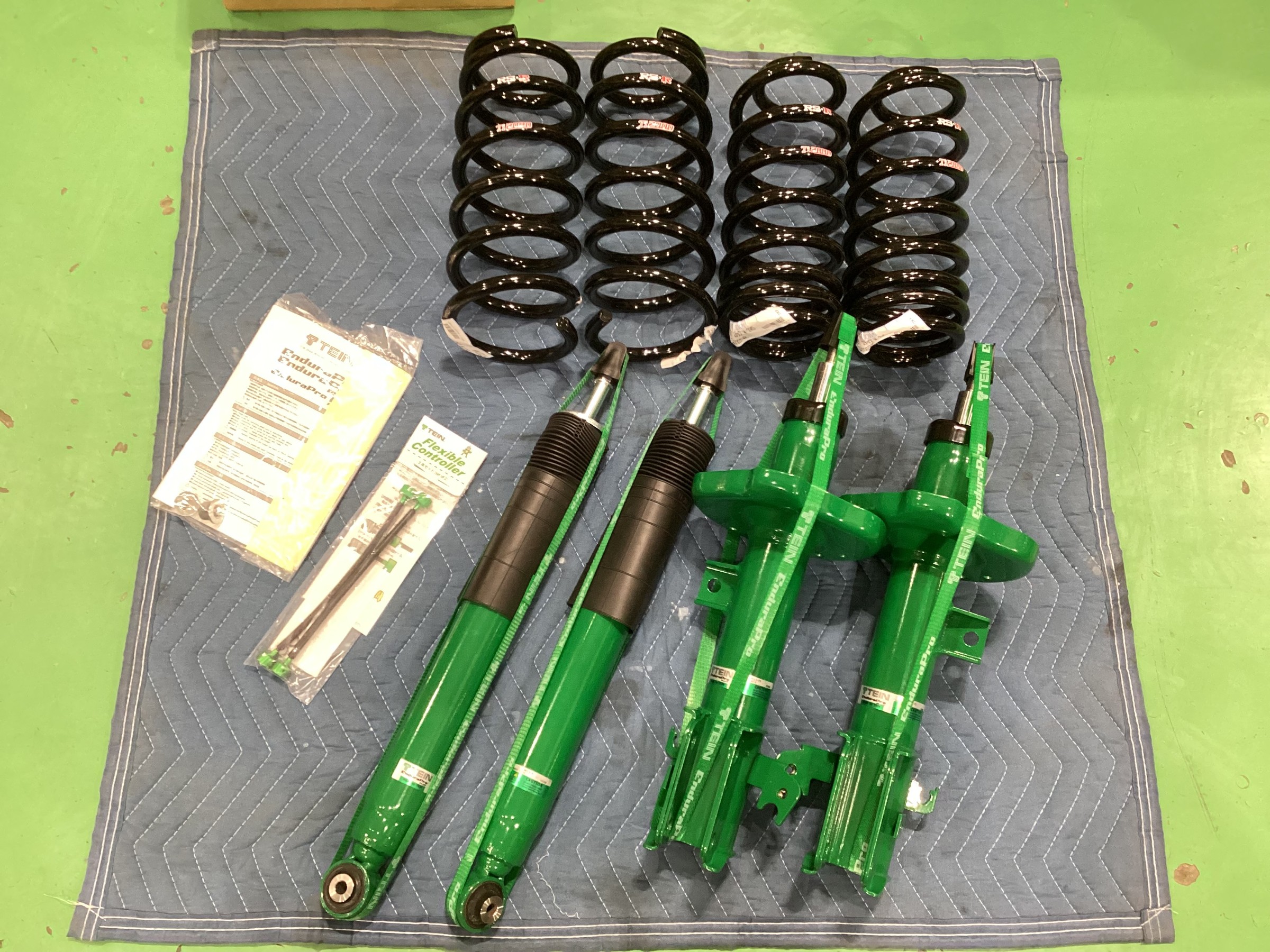 ホンダ ステップワゴン（RK5） / TEIN ENDURA PRO PLUS ショック