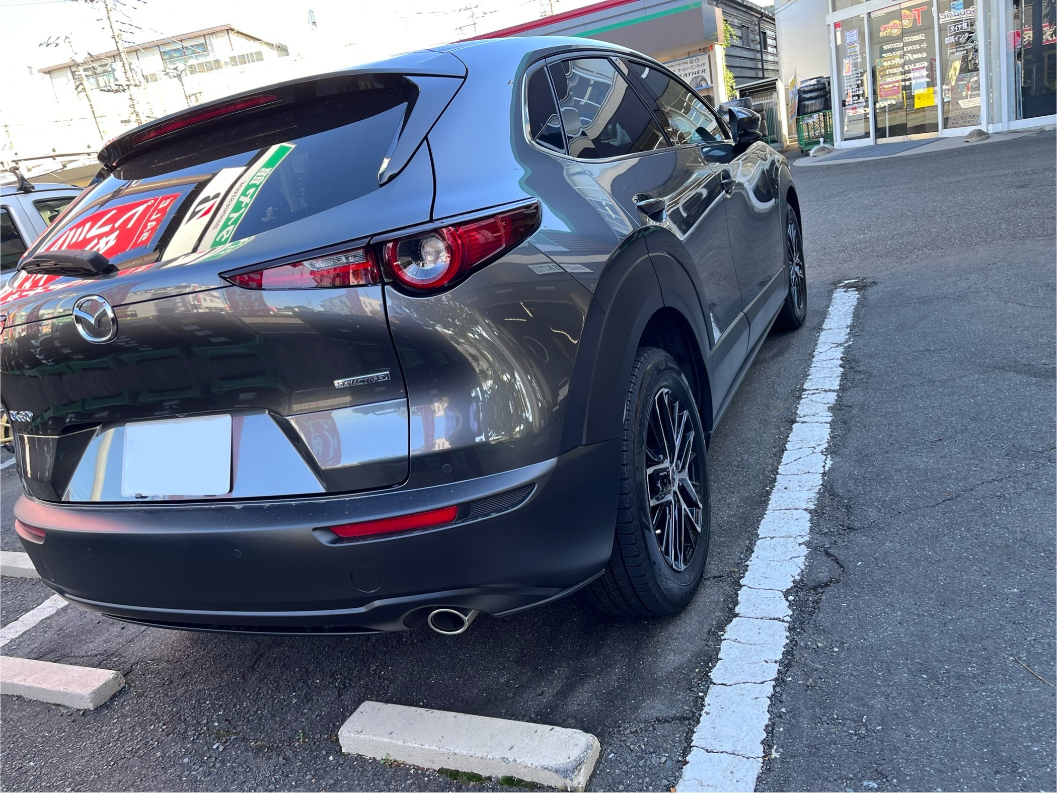 レッドブルタワー （2021年製スタッドレスタイヤ（cx-30に使用） レッドブルタワー様専用 （2021年製）スタッドレスタイヤ（cx-30