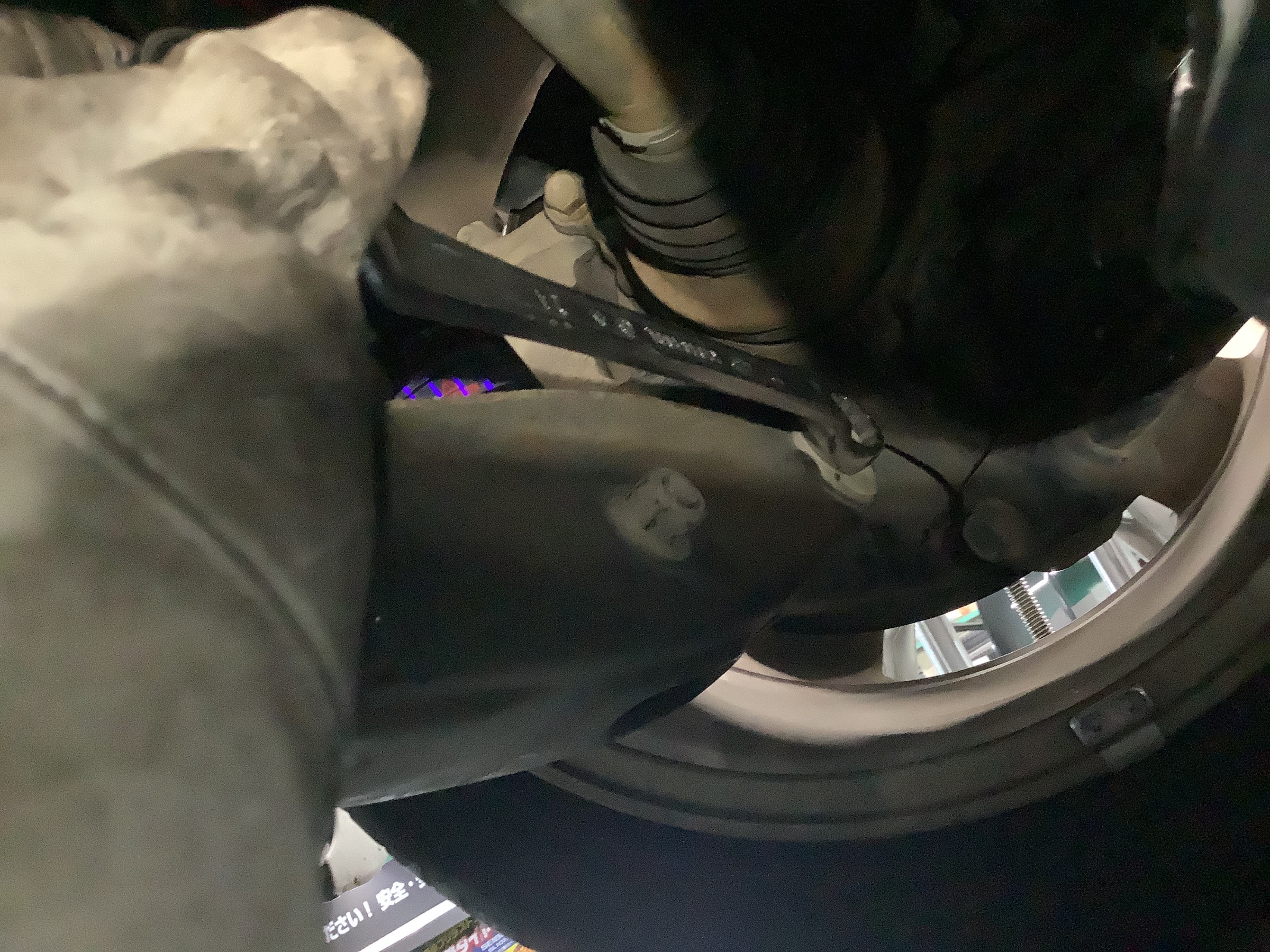 トヨタSXE10型アルテッツァ、4輪アライメント調整! | 店舗お トヨタSXE10型アルテッツァ、4輪アライメント調整! | 店舗お