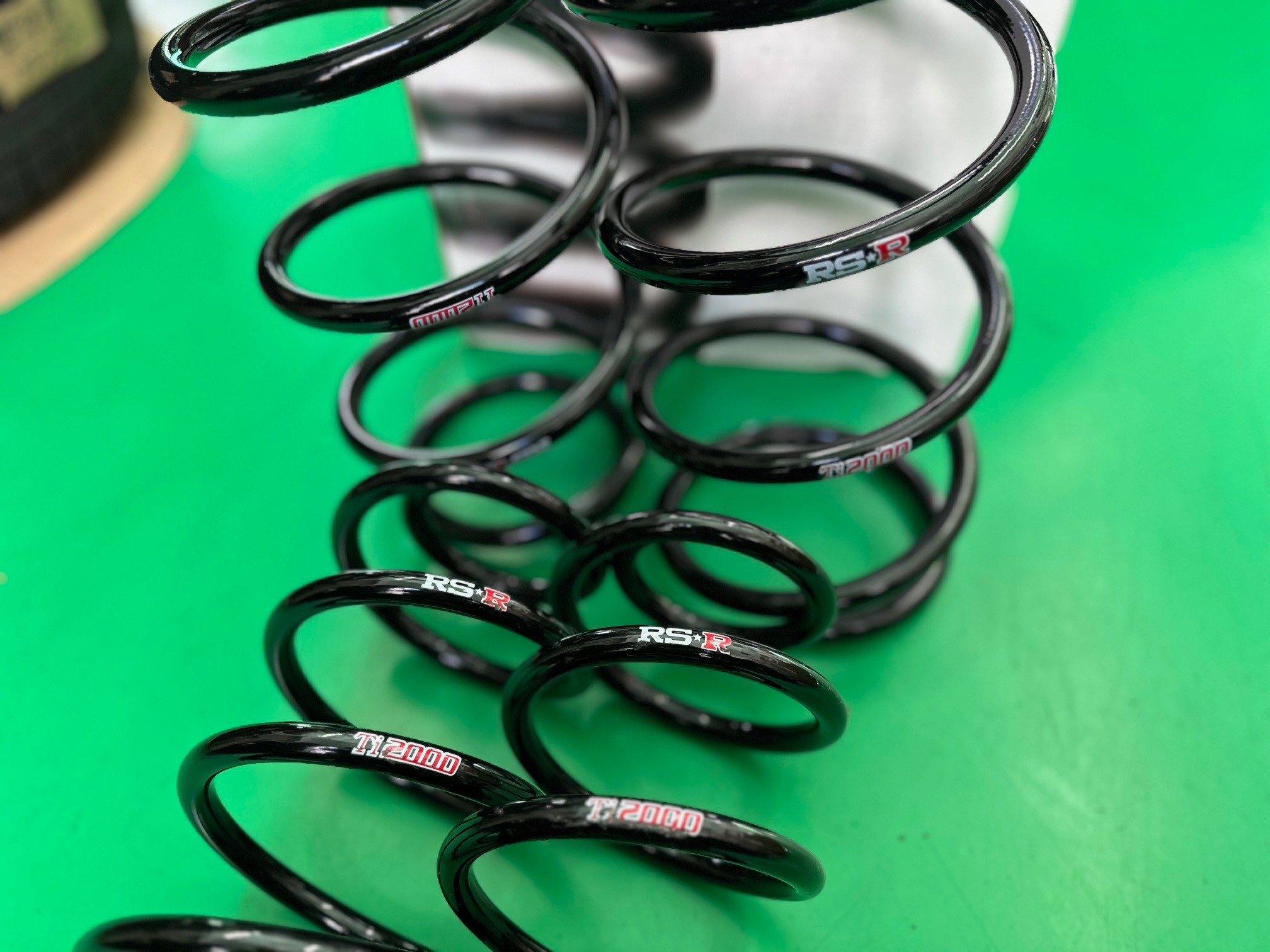 RSR Ti2000 ストレートスプリング 2本セット 内径ID 66mm 自由長