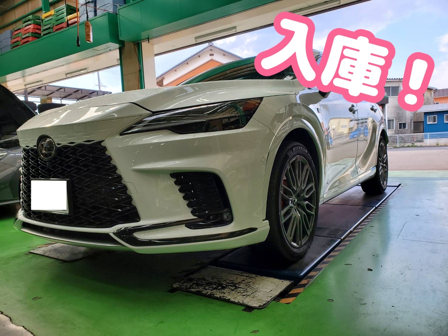 SUV専用設計スタッドレス】レクサスRXにブリザックDM-V3&AME ガレルナ