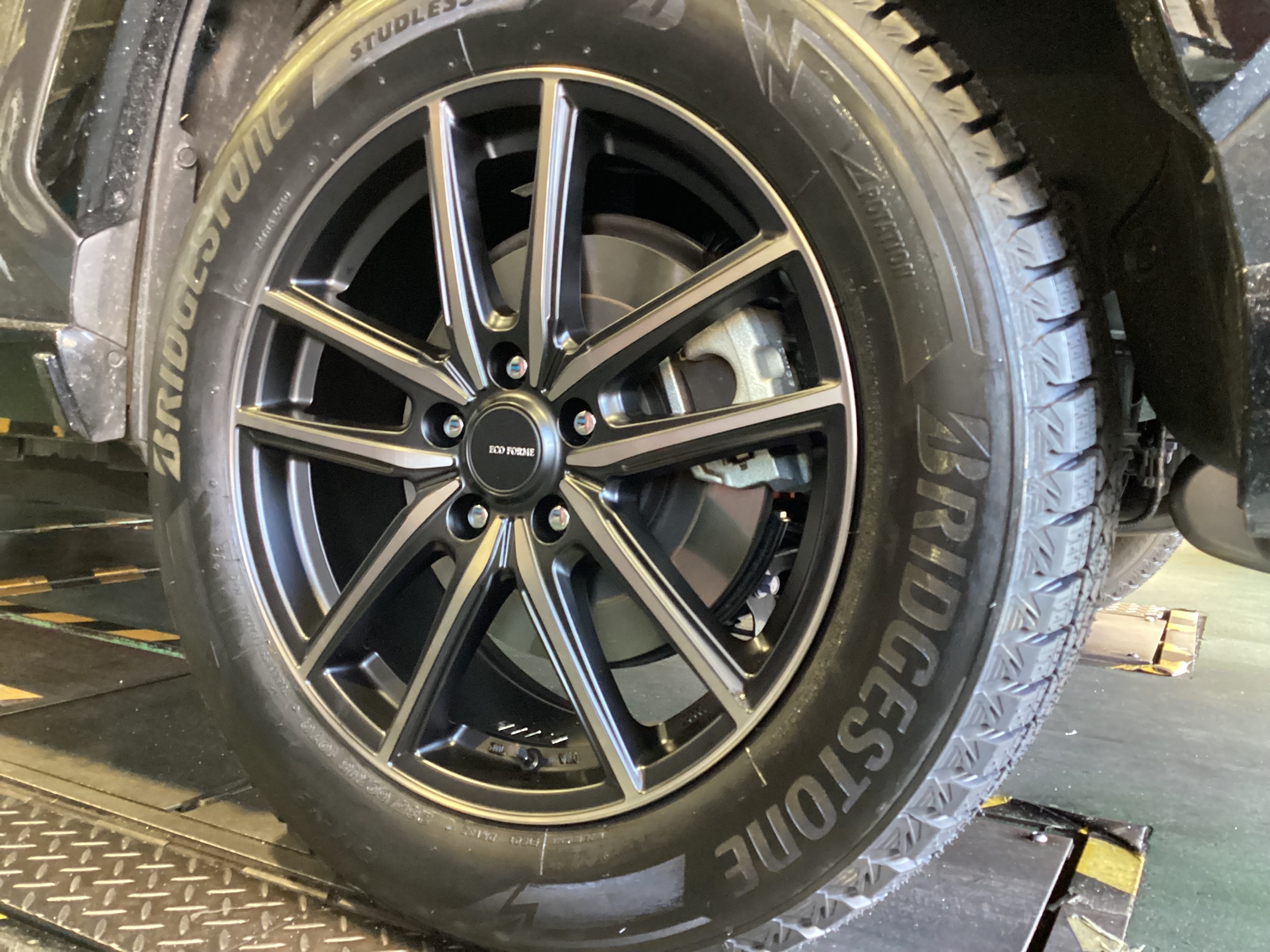 RAV4ブリザックスタッドレス純正アルミセット 美品】トヨタ RAV4 G 純正 18in 7J +35 PCD114.3 ブリヂストン