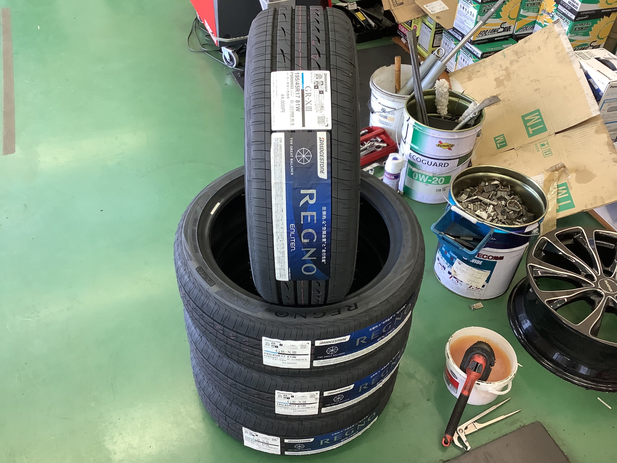 BSレグノの新品のタイやを必要な方にお譲りさせて