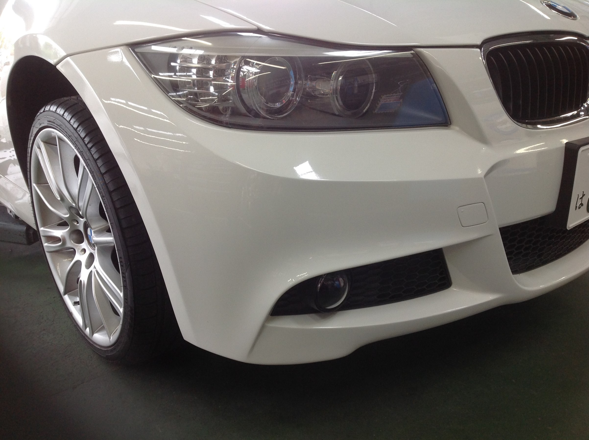 BMW： 320I フォグランプHID化 | BMW 3シリーズ | 総和店こだわり作業