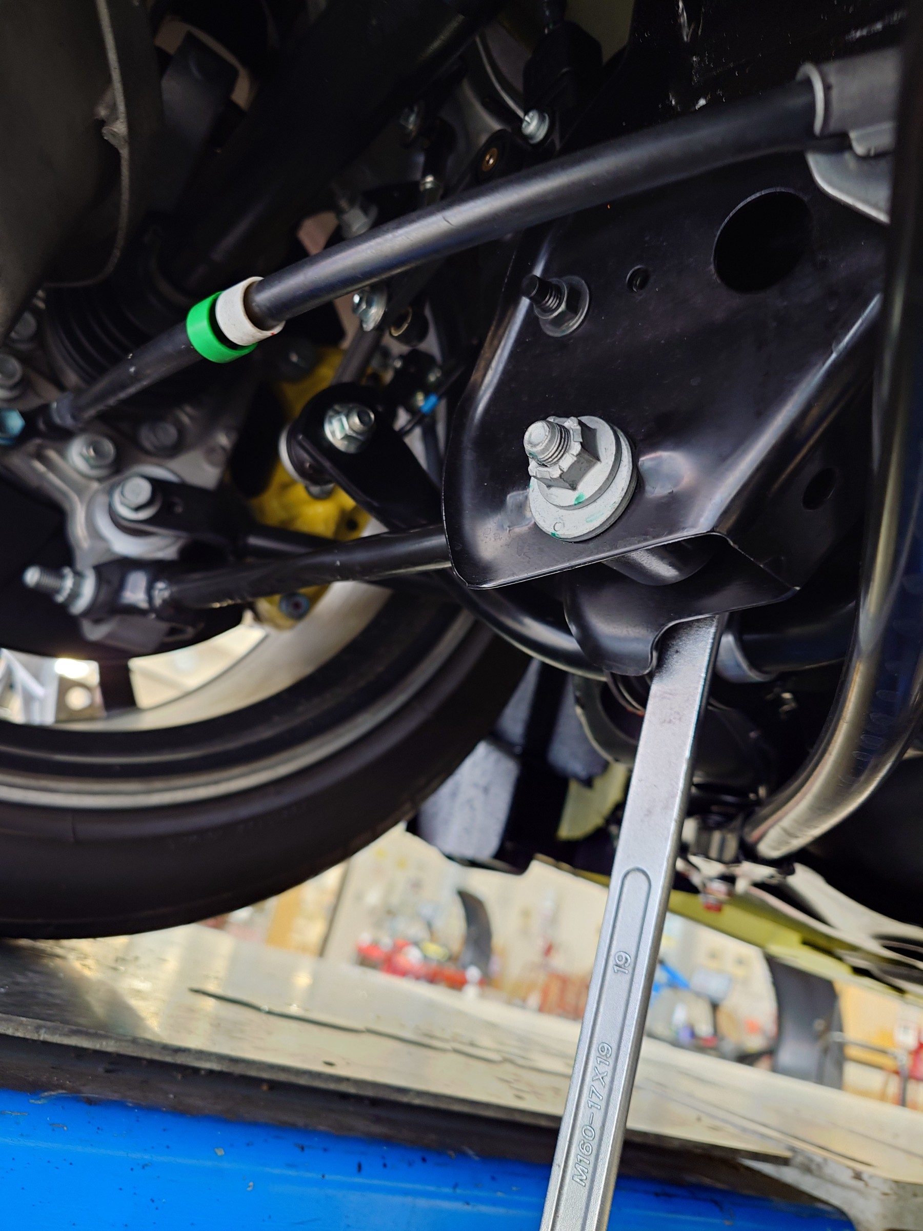 ニッサン フェアレディZ（RZ34） 車高調取付＆アライメント調整