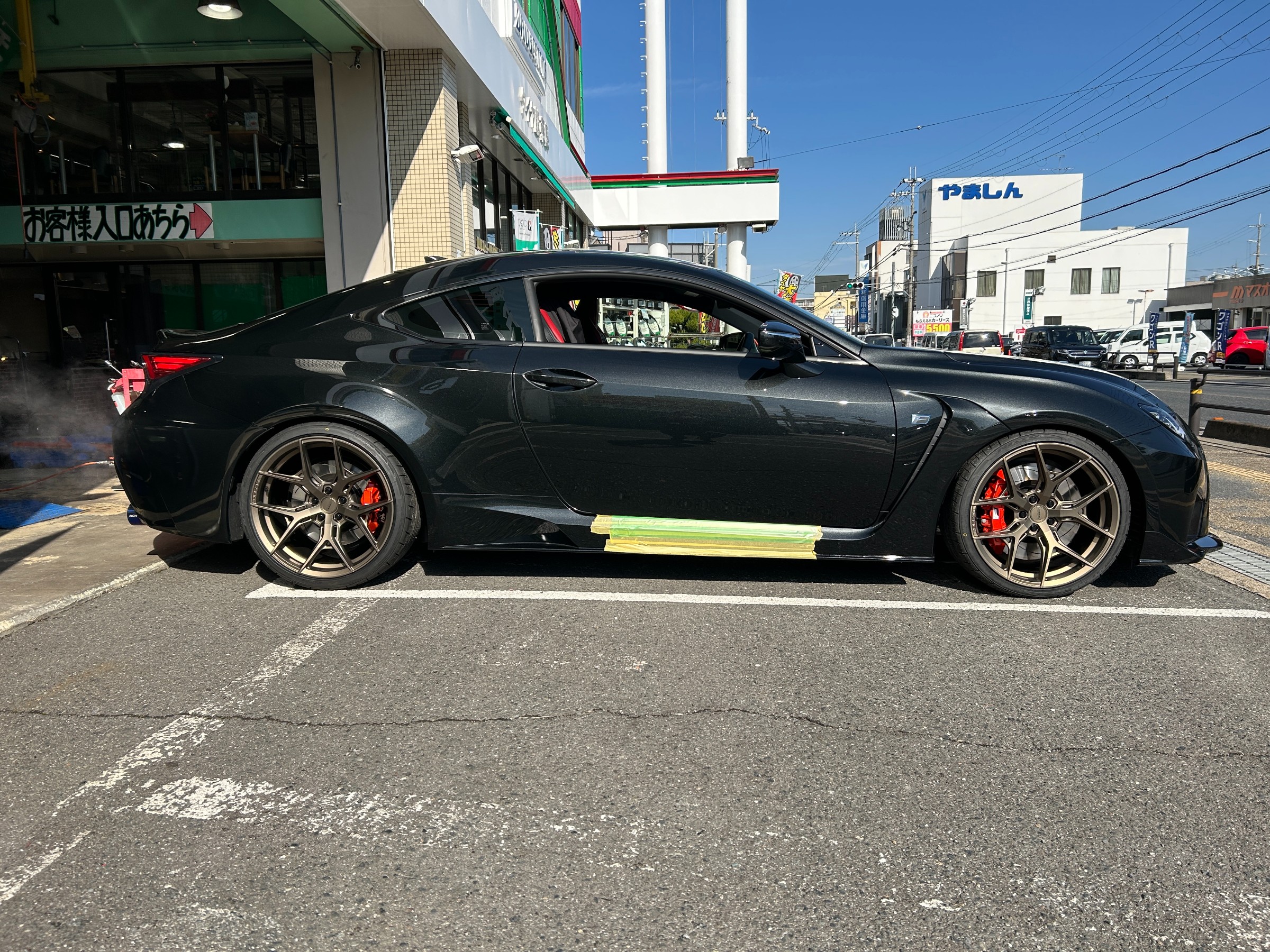 レクサス RCF 車高調・ホイール・マフラーの装着です。 | 店舗お