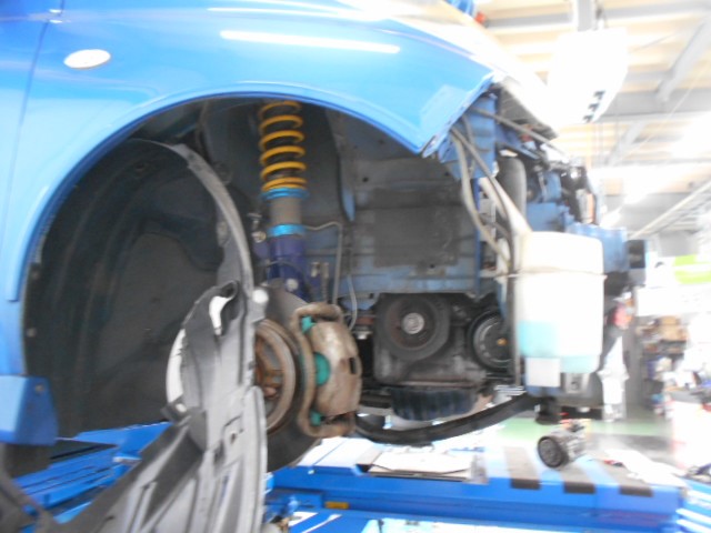 マーチ コンプレッサー交換 ベルト交換 エアコンフィルター交換 日産 マーチ その他 サービス事例 タイヤ館 多摩境 タイヤからはじまる トータルカーメンテナンス タイヤ館グループ