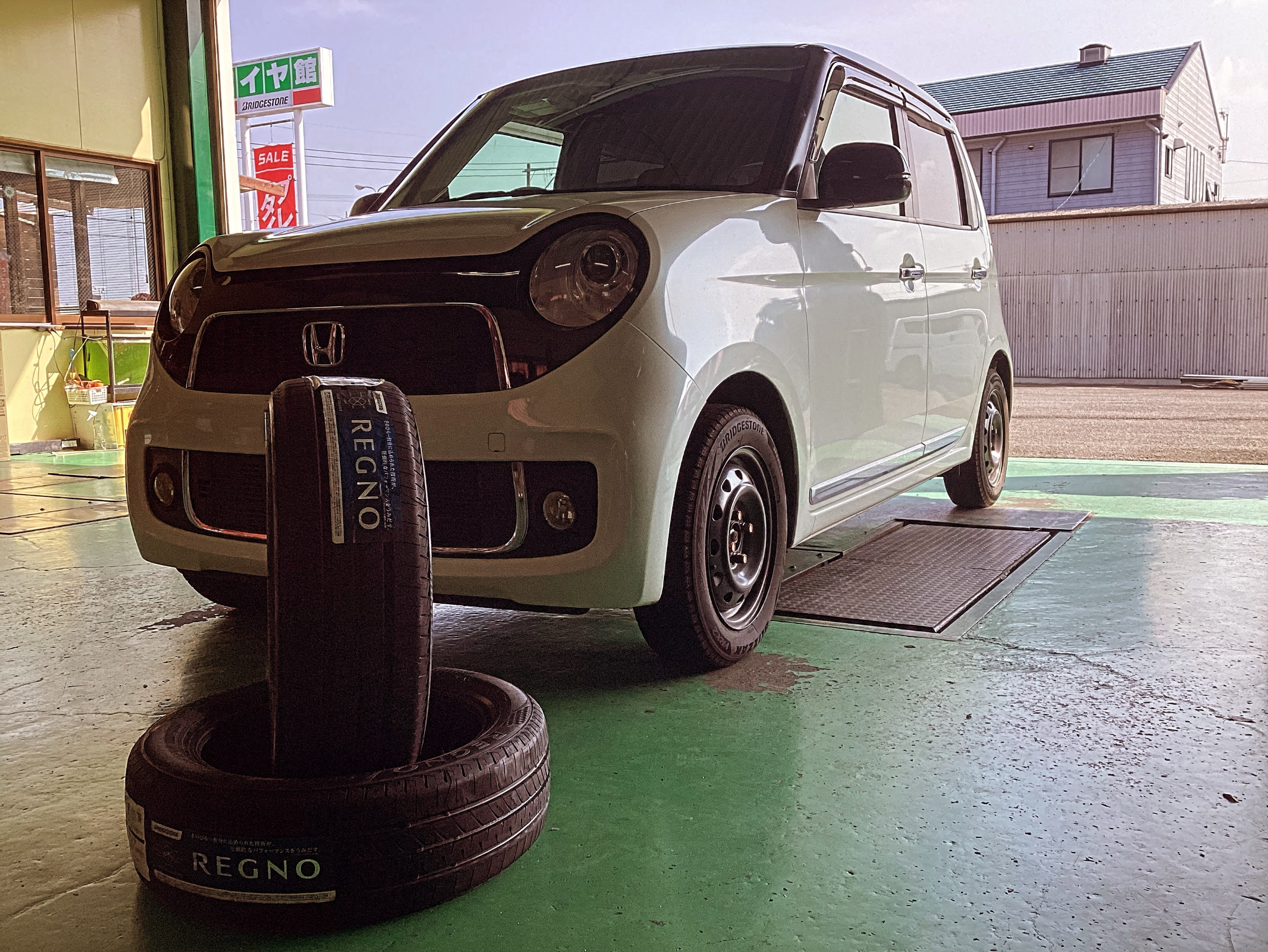 ホンダ　N-ONE