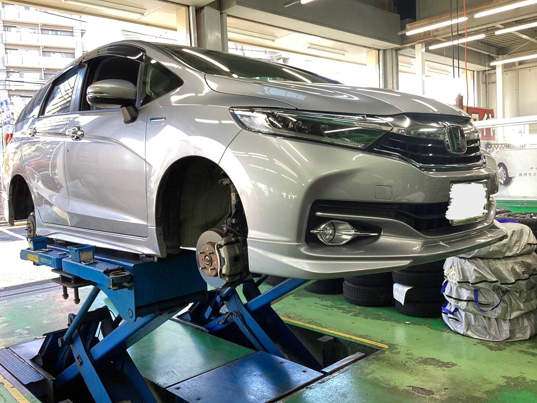 ブリジストン VRX フィット フリード シャトル グレイス モビリオ イン