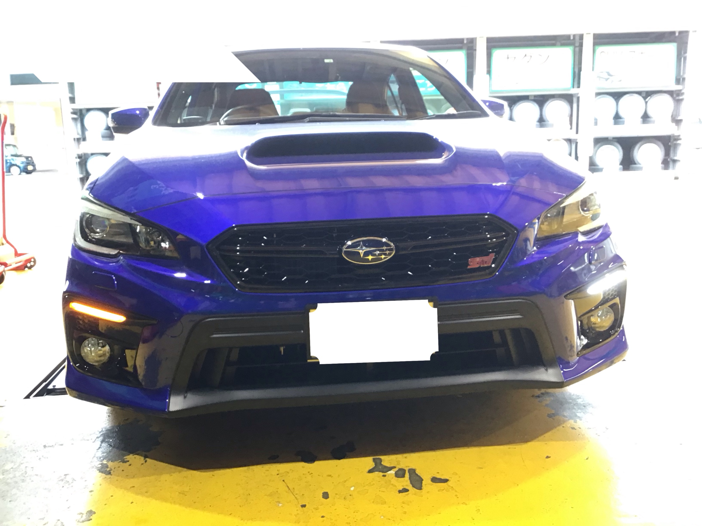 SUBARU WRX STI前期型を後期型バンパーに変更！ | 店舗おススメ