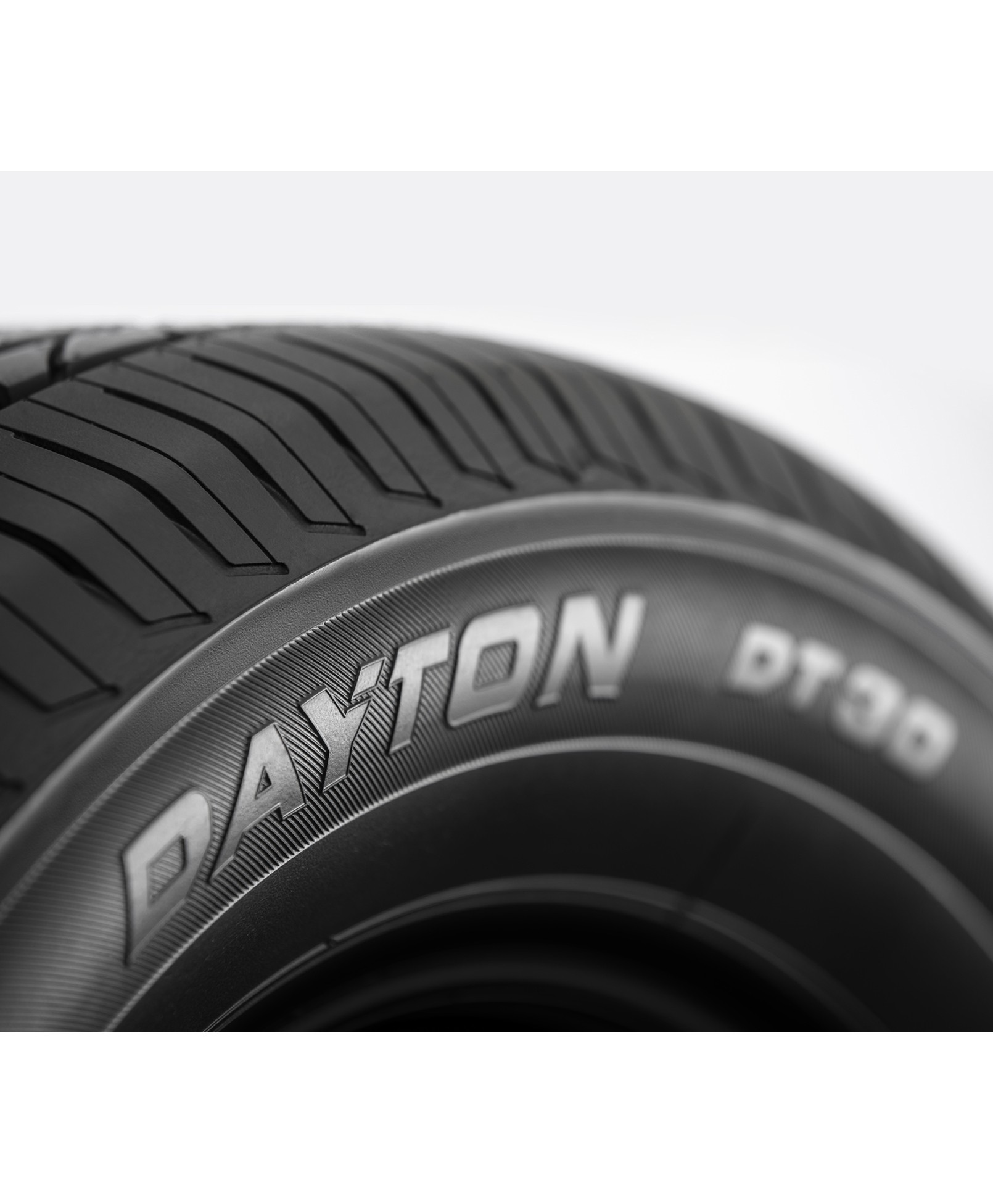 お買い得タイヤ】DAYTON（デイトン）DT30 のご紹介 | 店舗お