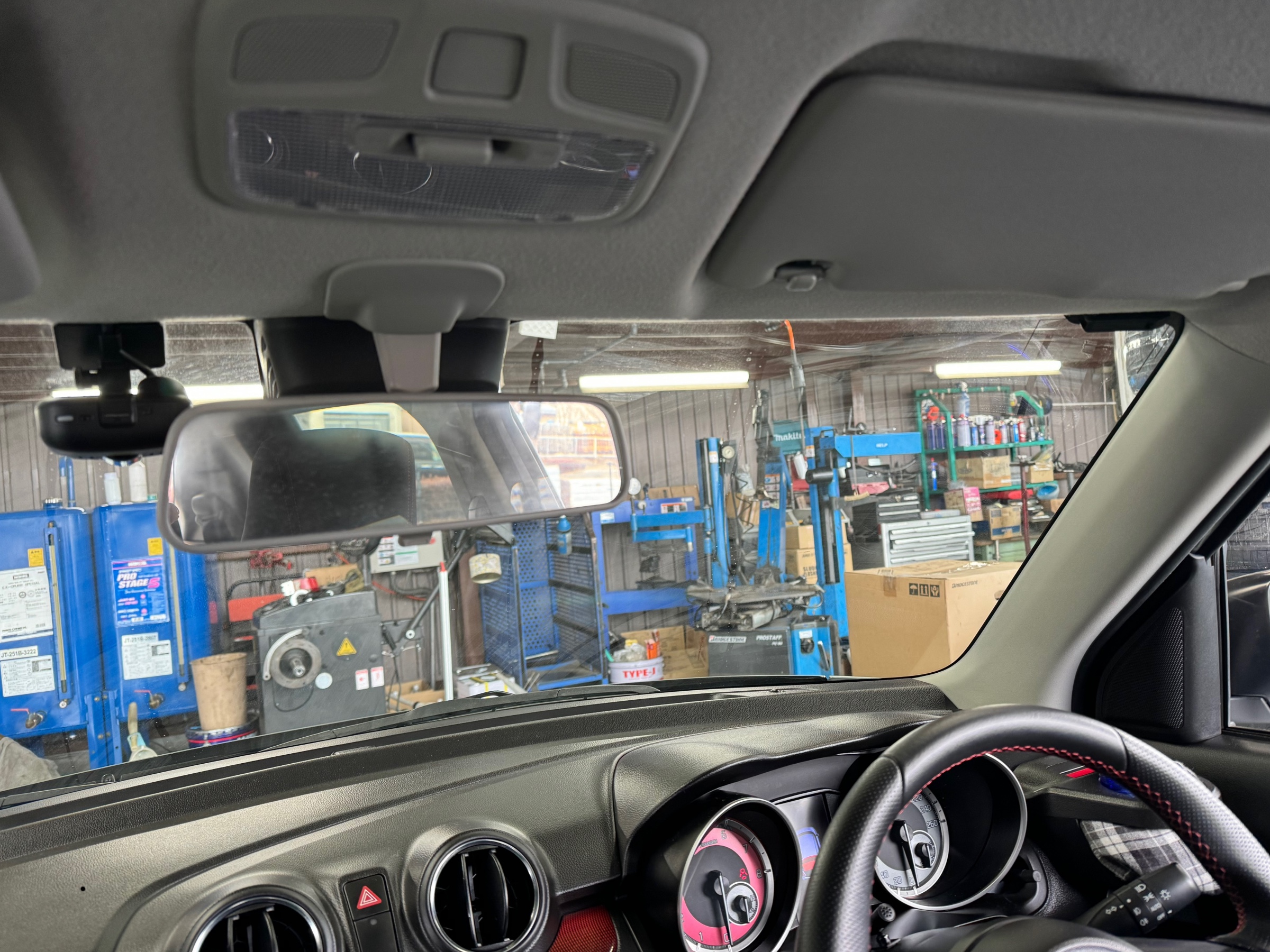 スズキ・スイフトスポーツ・ZC33S】 ドライブレコーダー | 店舗お