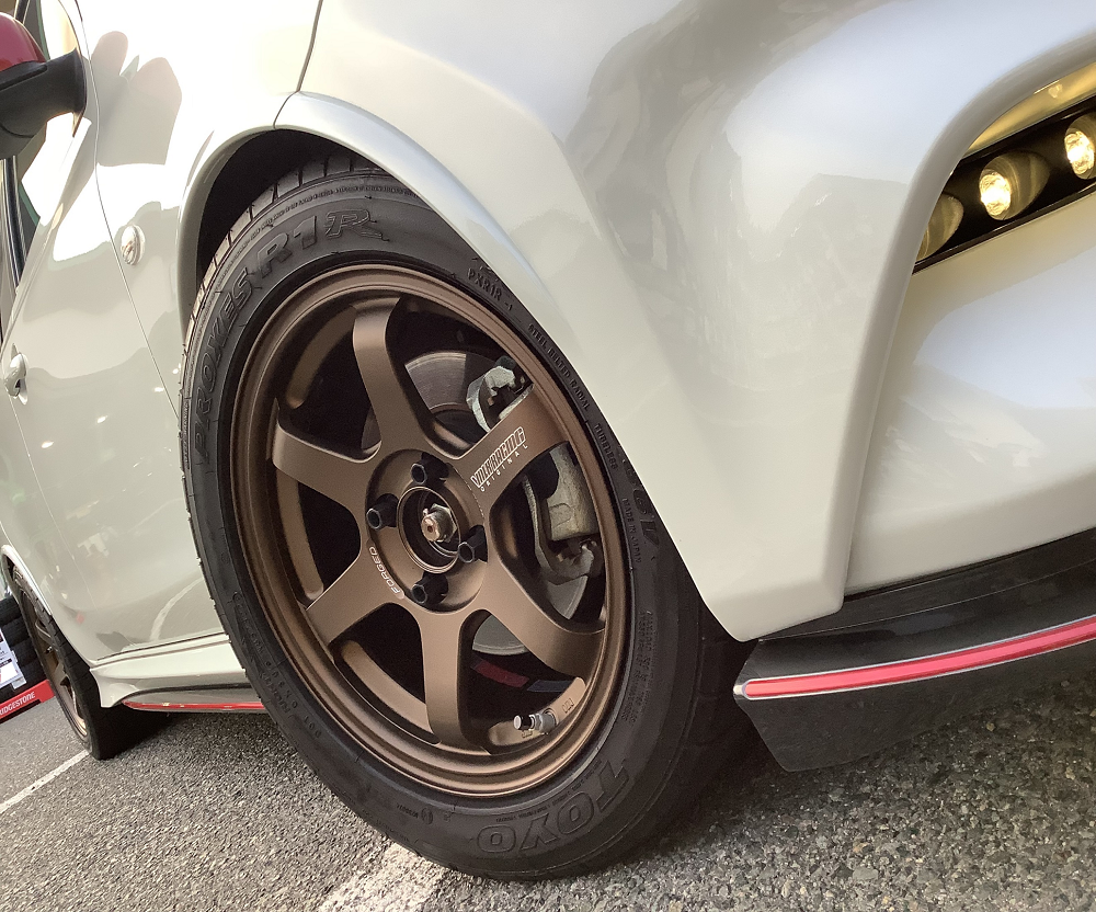 マーチニスモ】にピッタリなアルミホイールはやっぱりコレ♪ | 店舗お