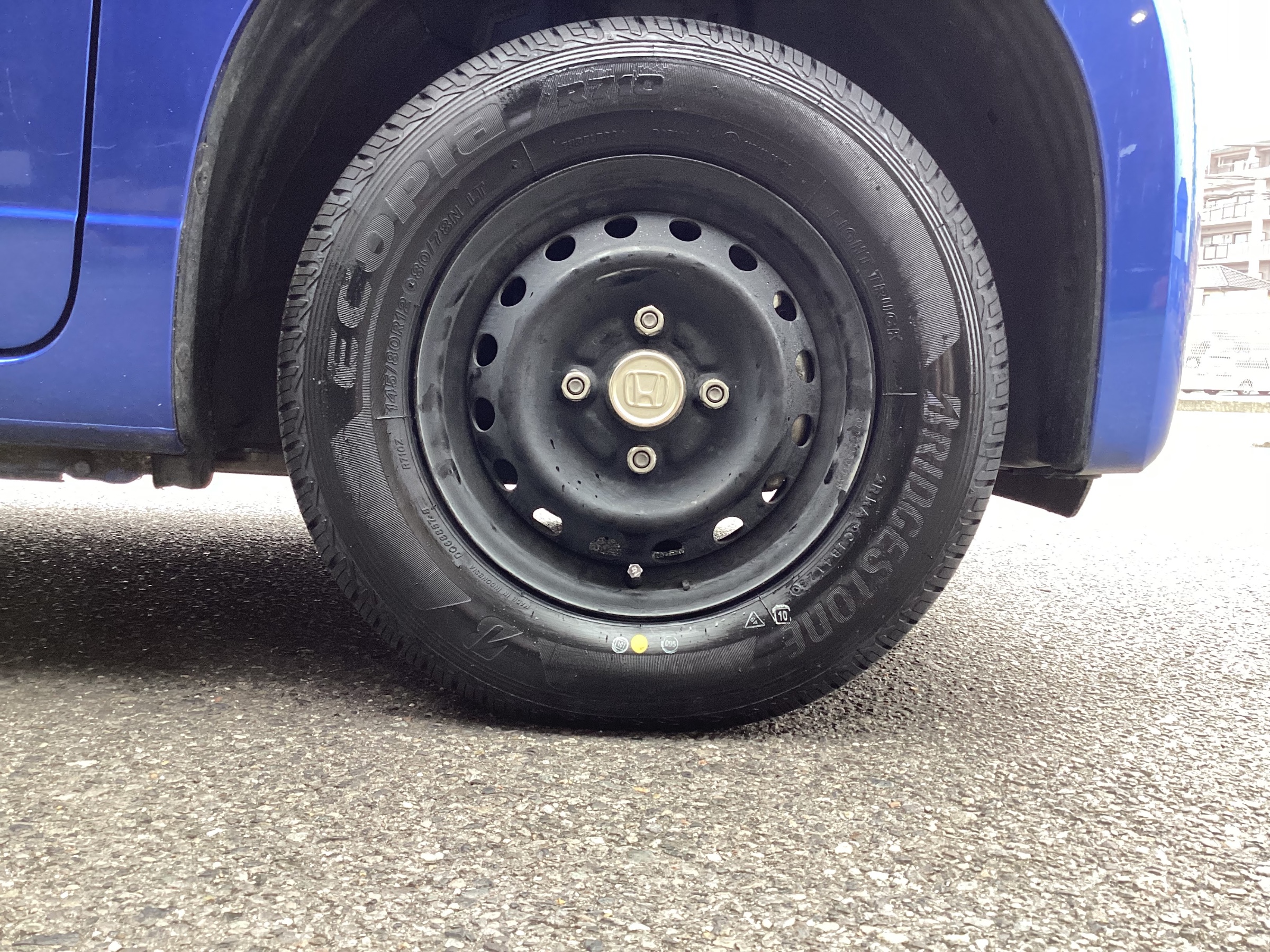 bws100 前後ホイール R7 5月新品タイヤ交換済み 値下げ bws100 前後