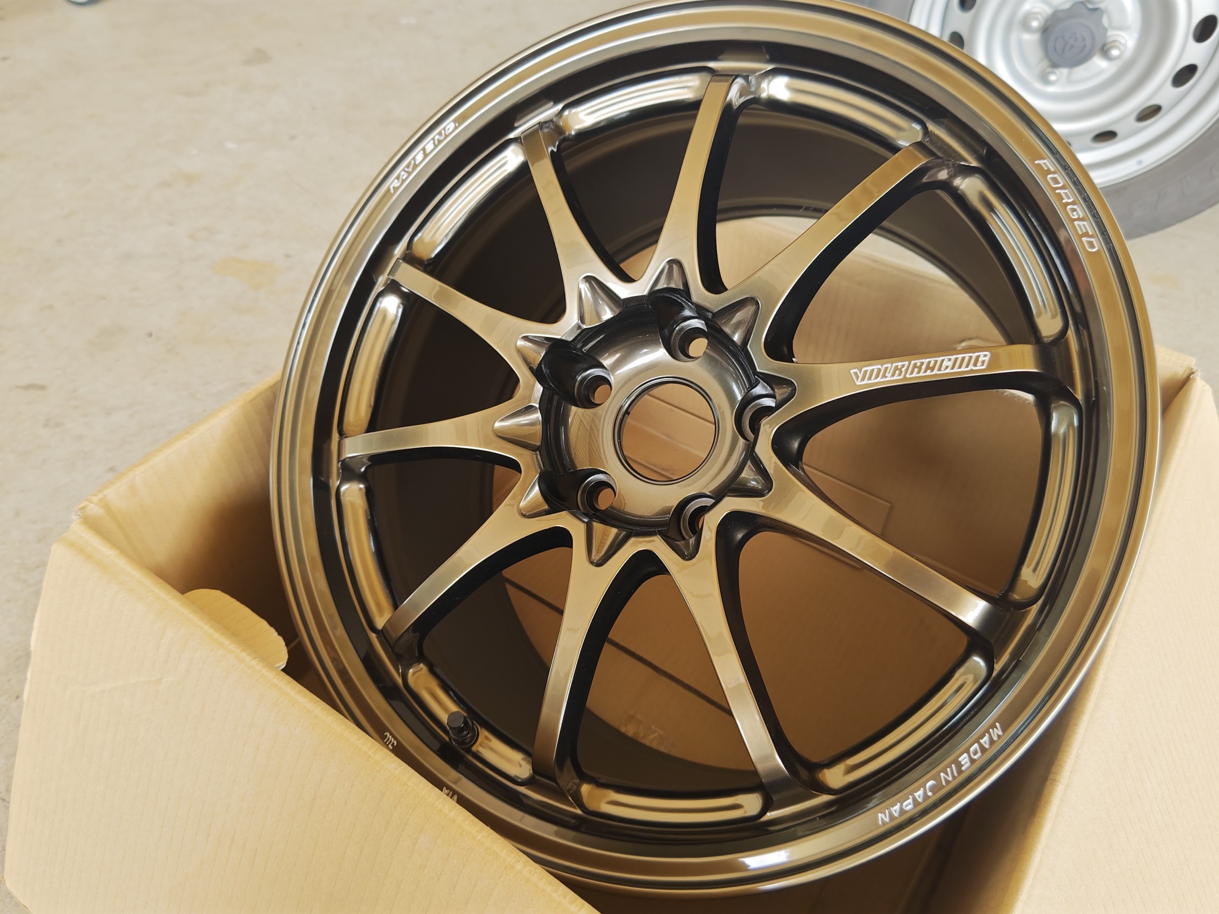 鍛造 RAYS CE28N 横浜ECOS 15インチ4本セット（2025年最新】RAYS