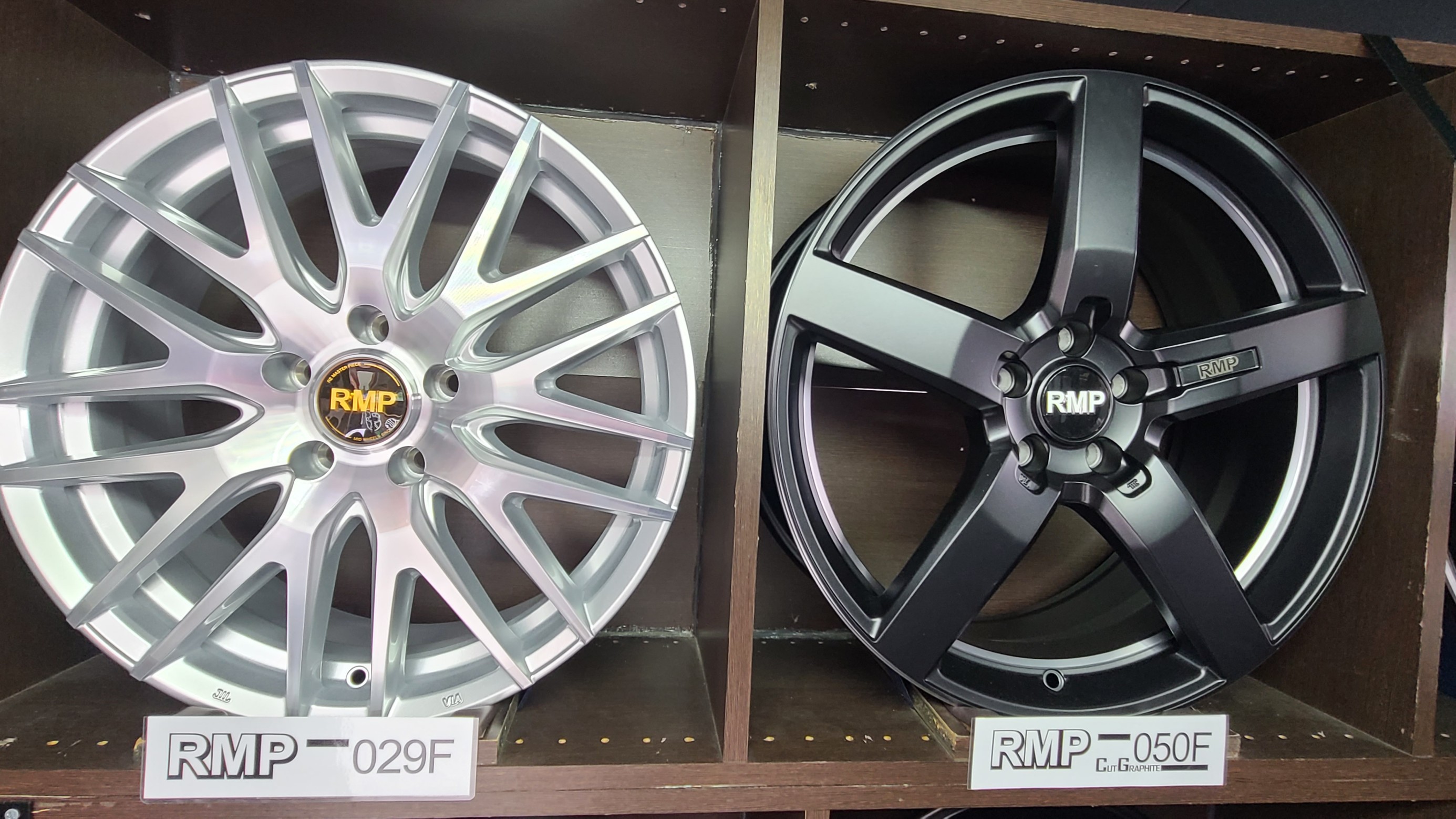 MIDホイール RMP NEWモデル！ | 店舗おススメ情報 | タイヤ館
