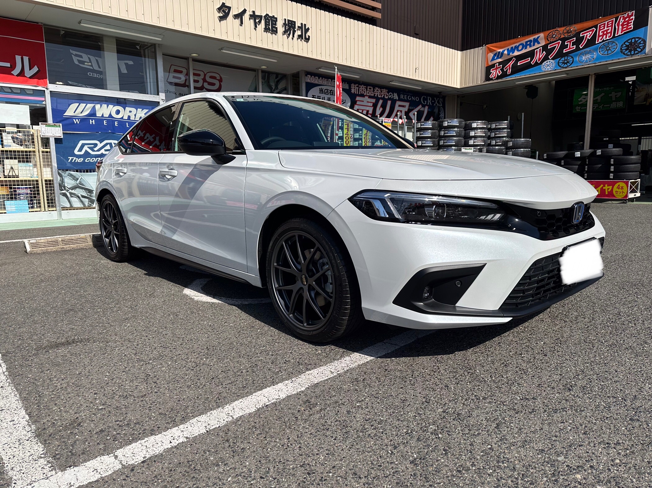 ホンダ シビックFL4にBBS RI-A MGRカラー18インチ取り付け