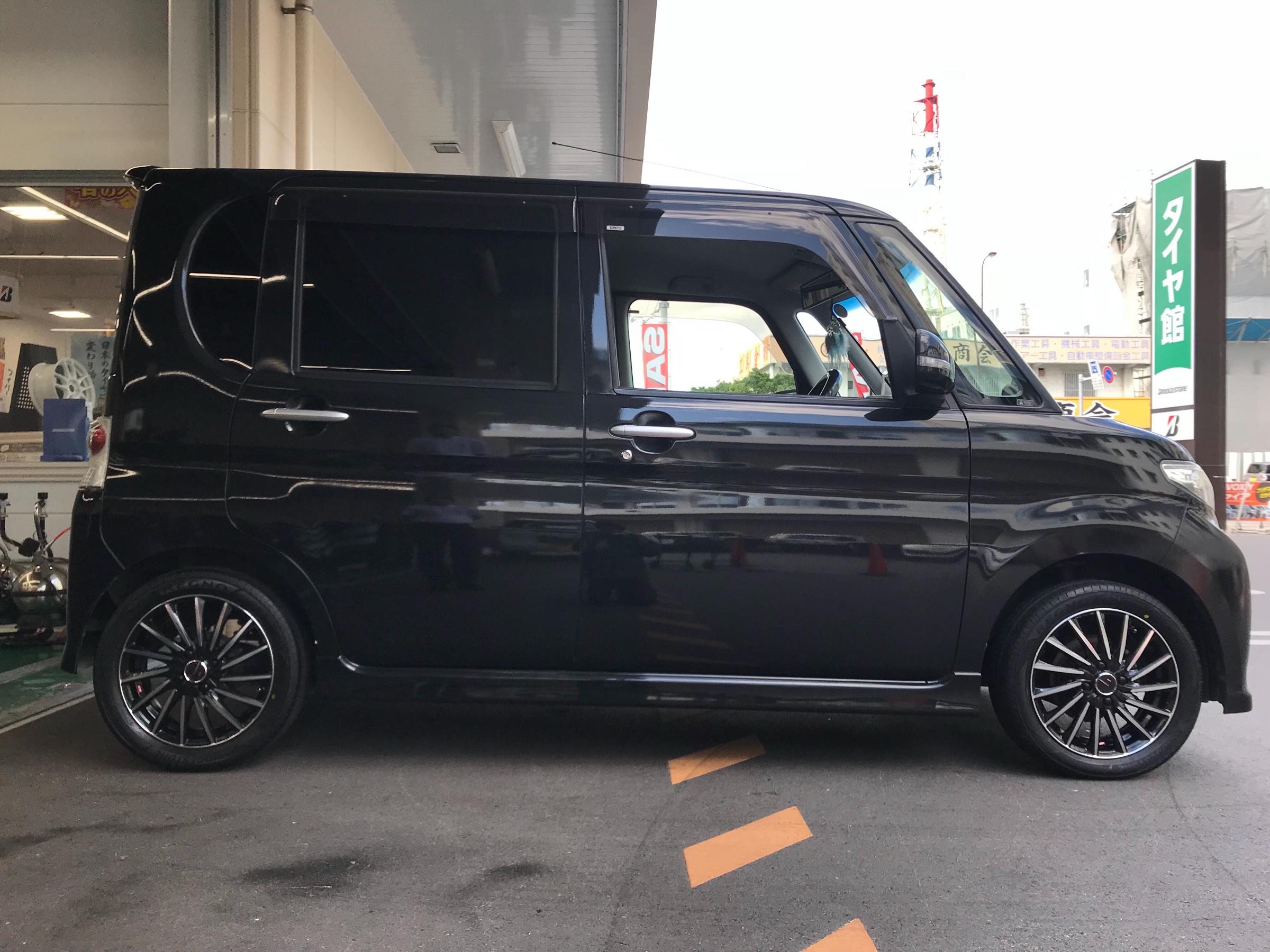 タントカスタム ホイールセット | 店舗おススメ情報 | タイヤ館