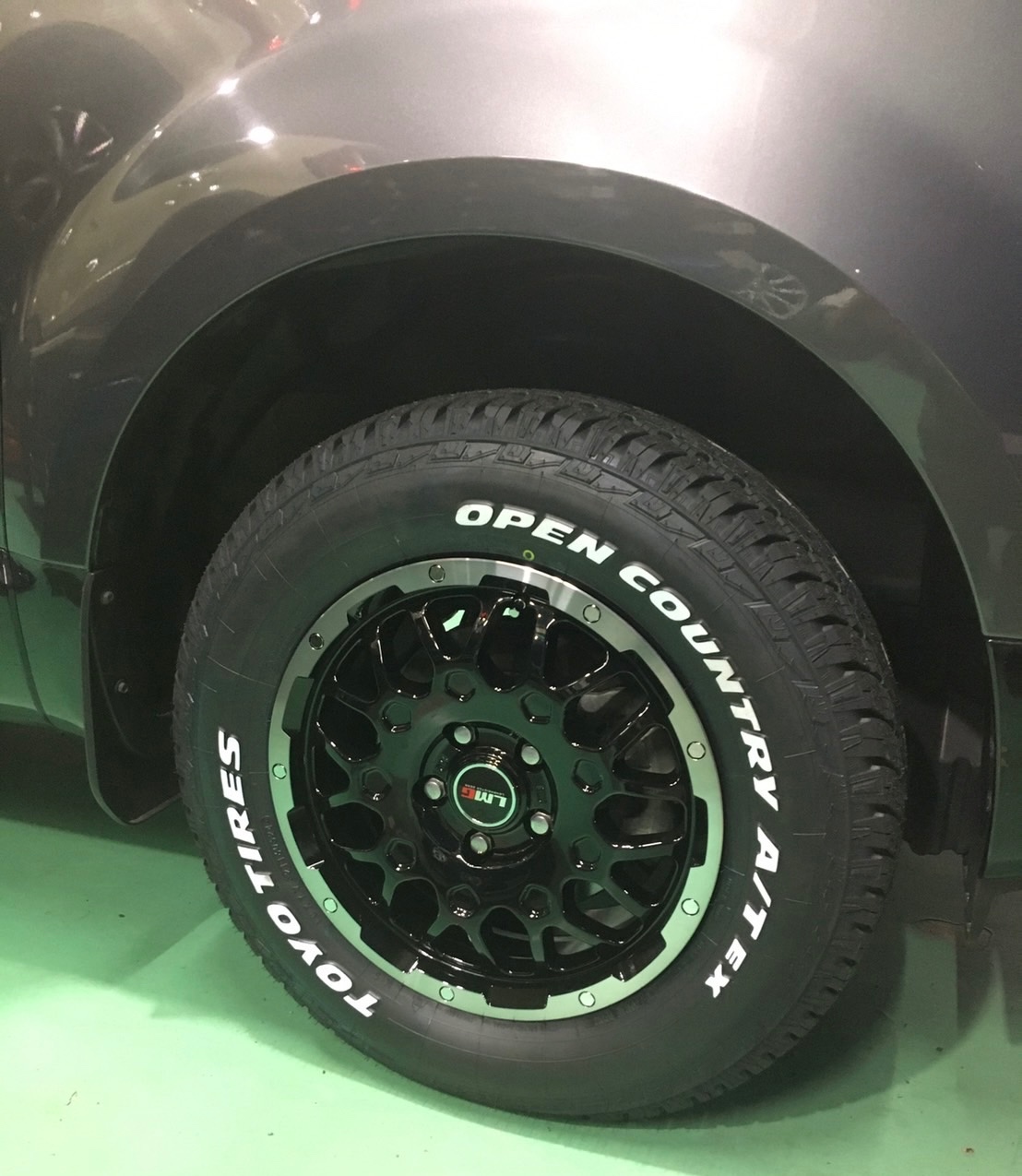 ミツビシ/デリカD:5 アルミホイール交換 LMG MS-9W | 店舗おススメ情報