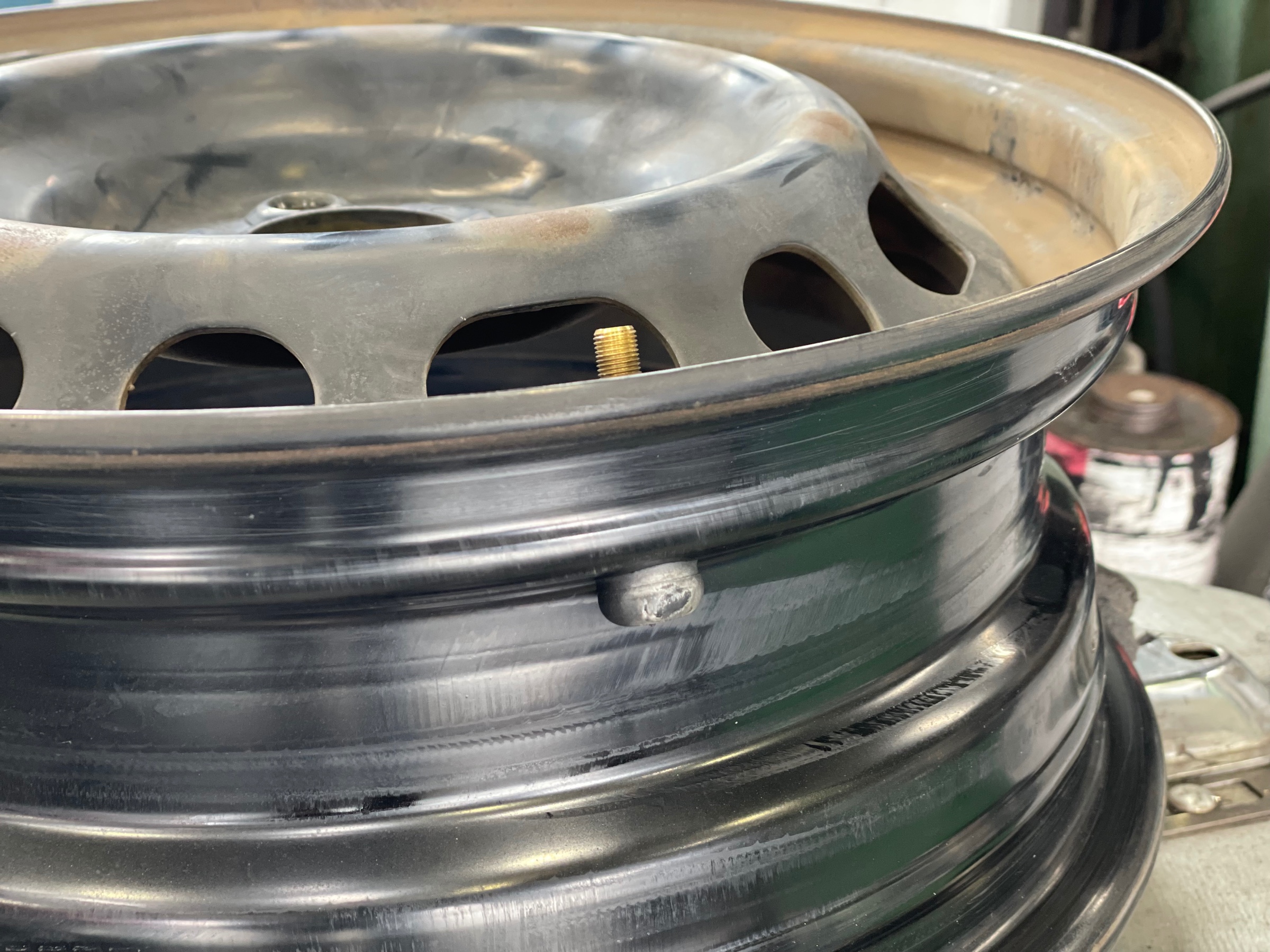 チューブレスバルブ