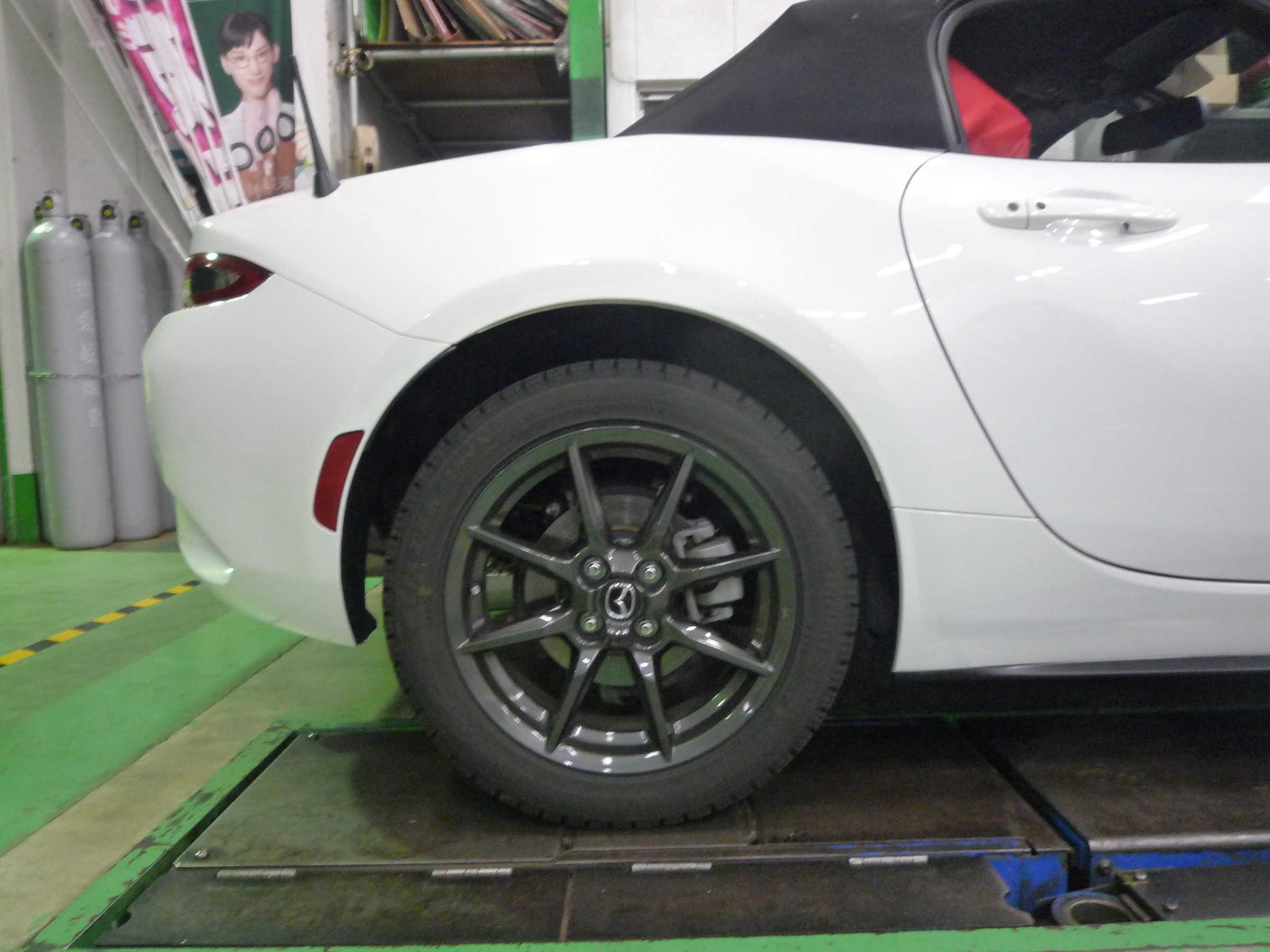 NDロードスター TEIN 車高調／RAYS ﾎﾞﾙｸﾚｰｼﾝｸﾞ | マツダ ロードスター ホイール パーツ取付 > サスペンション取付 |  サービス事例 | タイヤ館 中津川 | 岐阜県のタイヤ、カー用品ショップ タイヤからはじまる、トータルカーメンテナンス タイヤ館グループ