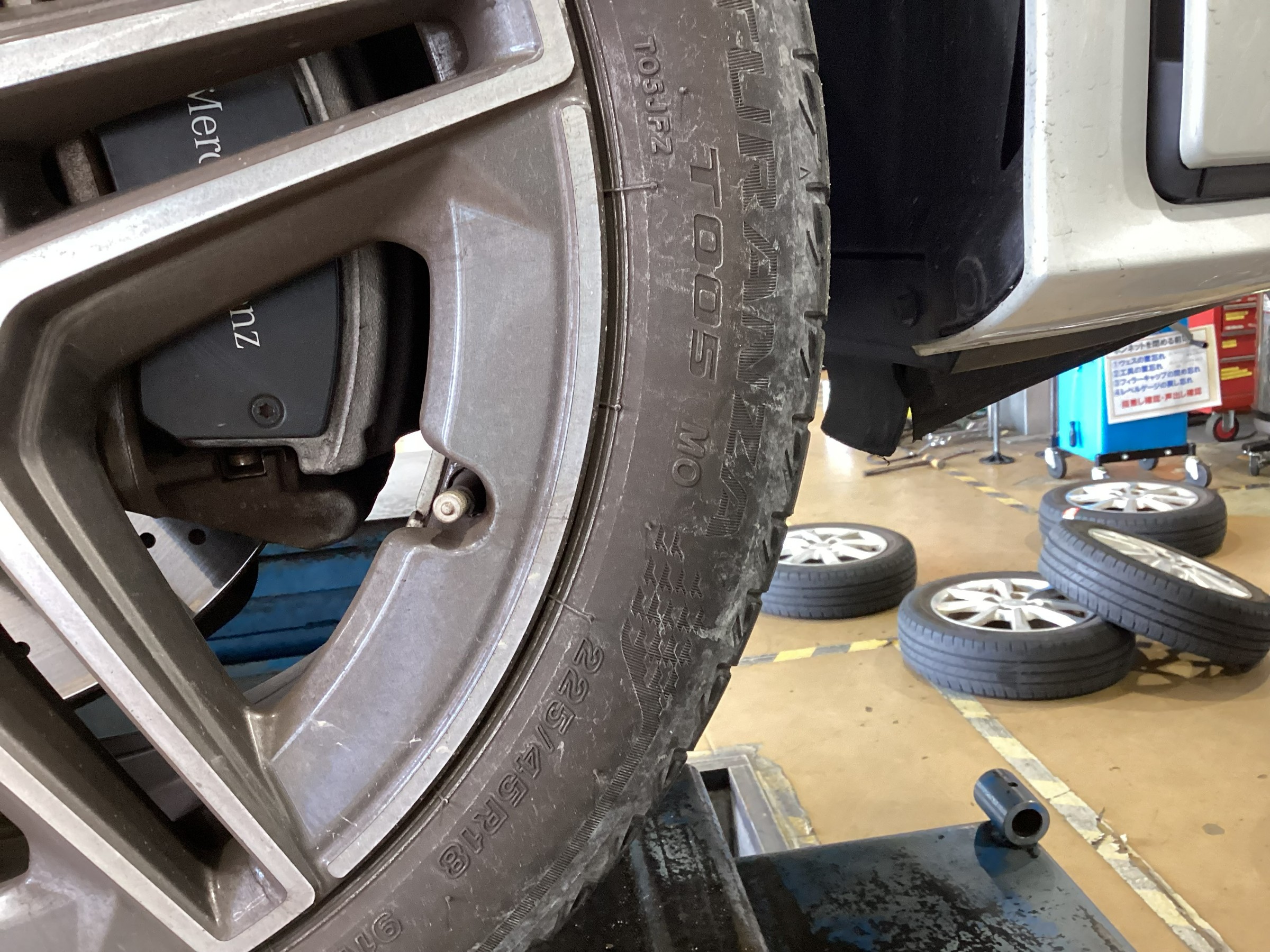 ベンツタイヤ・ホイールセット225/45R18 新車外し CLA200d