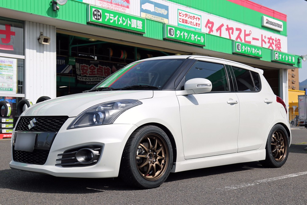 スイフトスポーツ ZC32S に CE28N＋RE-71R＋３Dアライメント | スズキ
