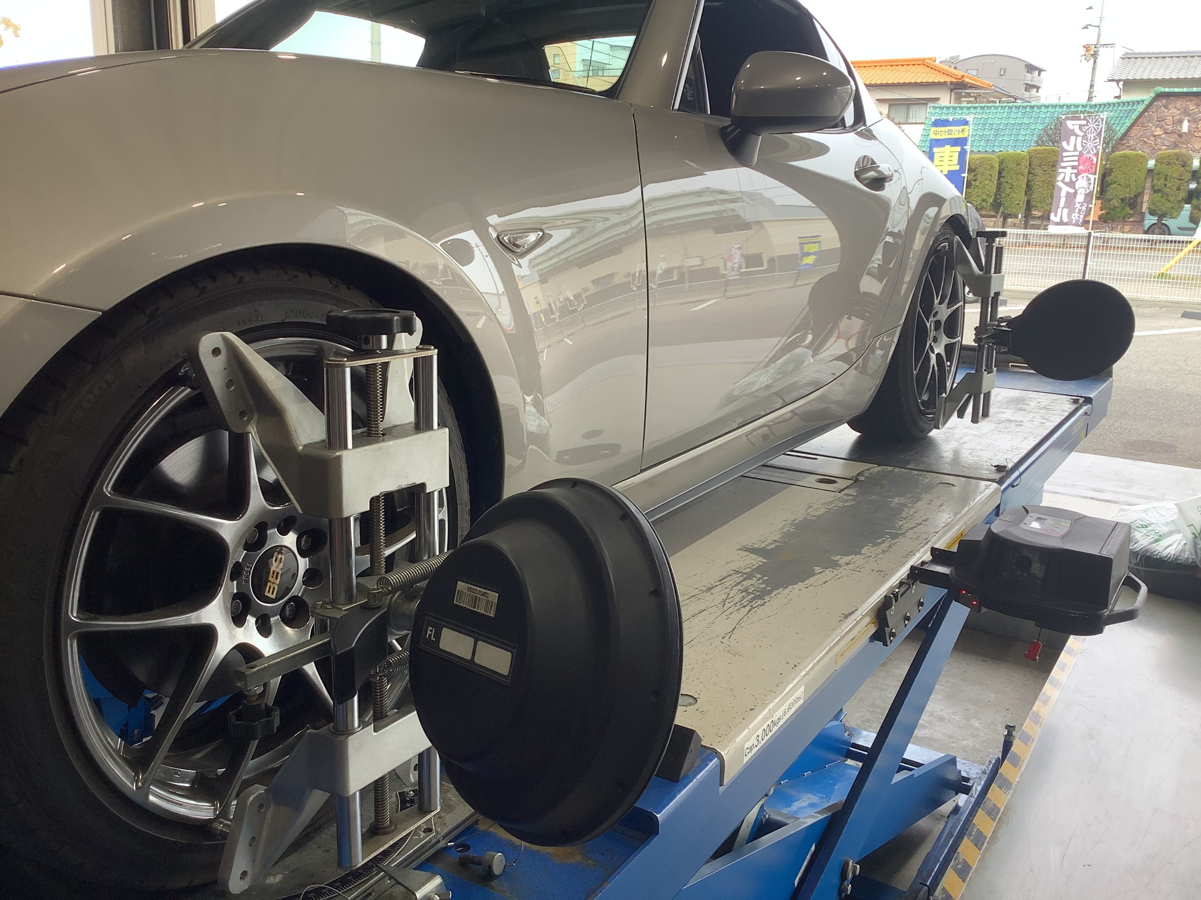 マツダ ロードスター HKS車高調交換 | 店舗おススメ情報