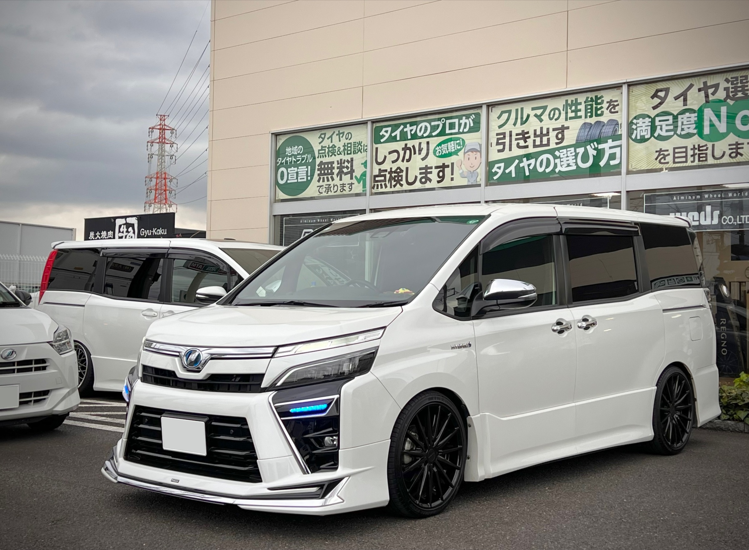 Largus ノア ヴォクシー エスクァイア 80系 車高調 ラルグス