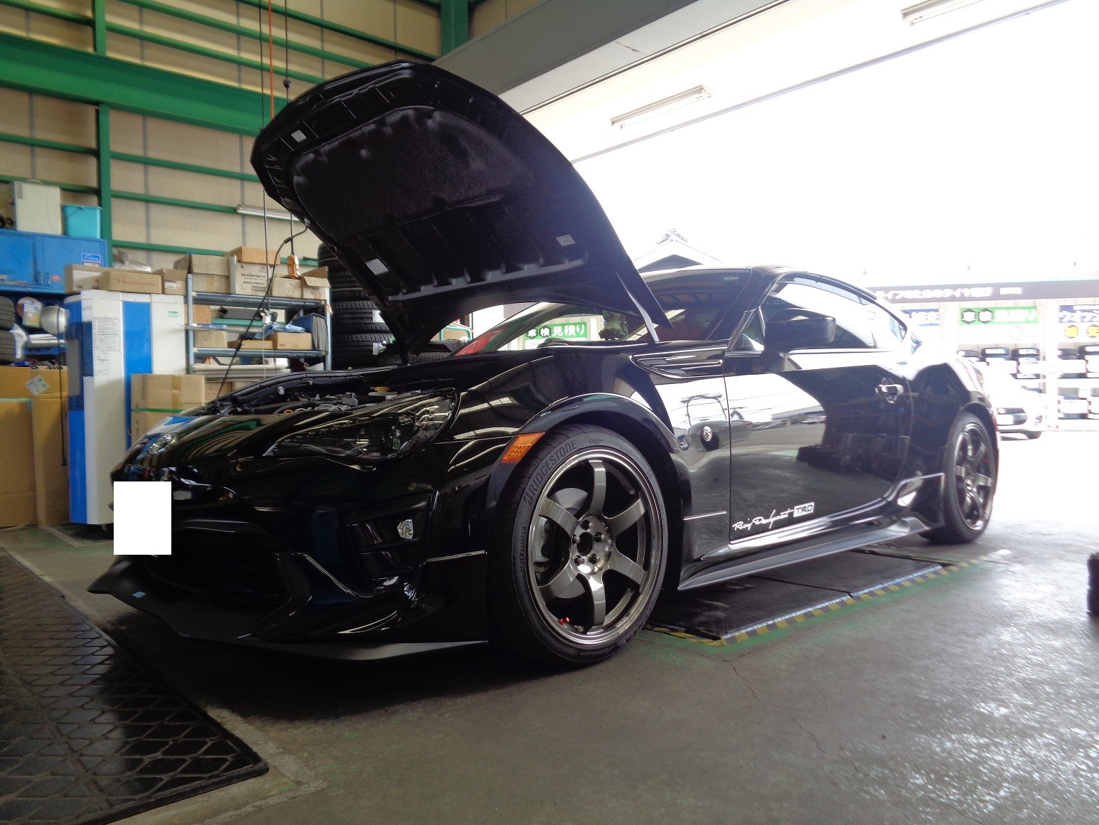 ZN6型86 エキマニ交換でさらに楽しい走りを♪ | 店舗おススメ
