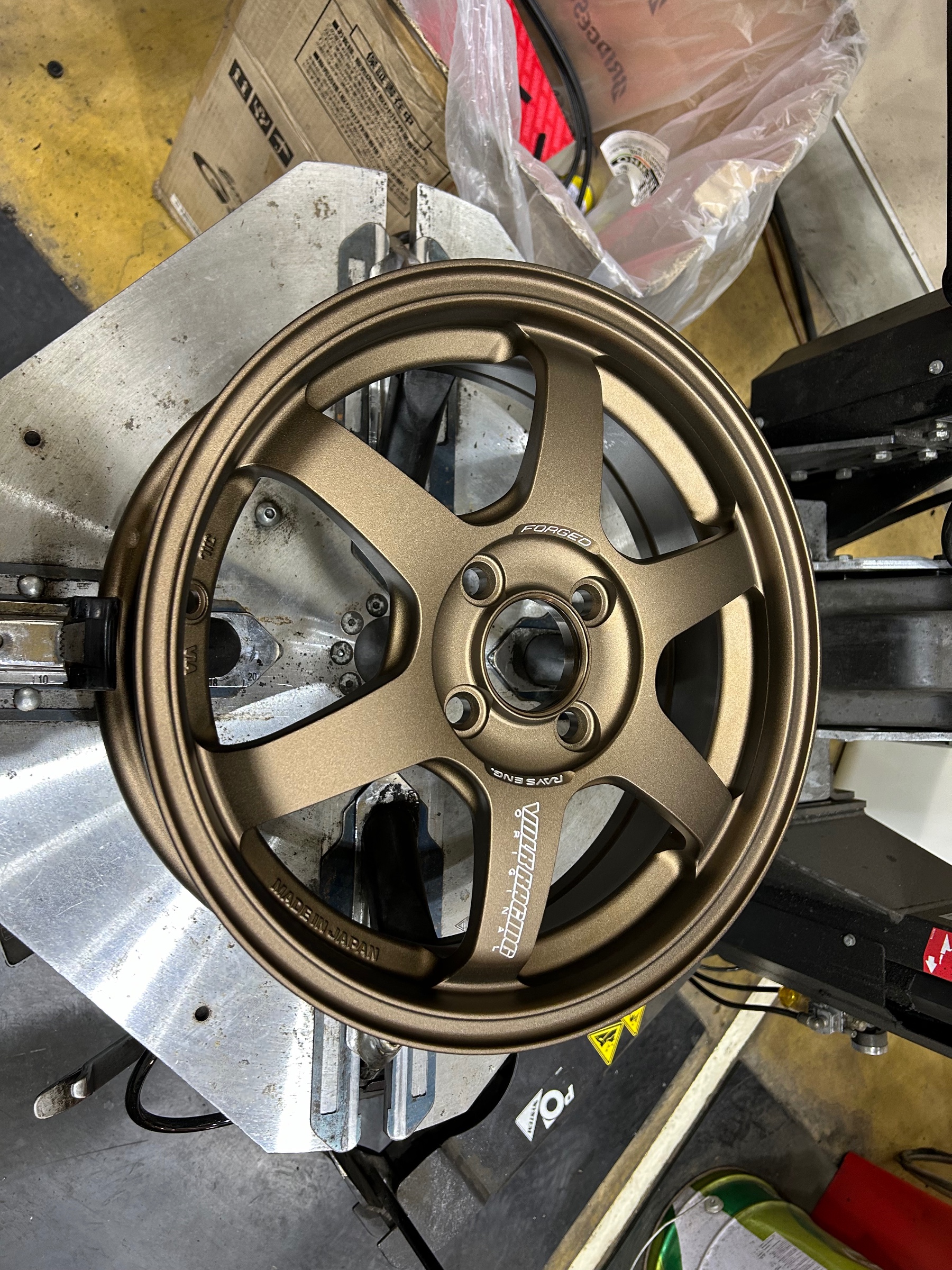ダイハツ コペン に レイズ ボルクレーシング TE37SONIC お