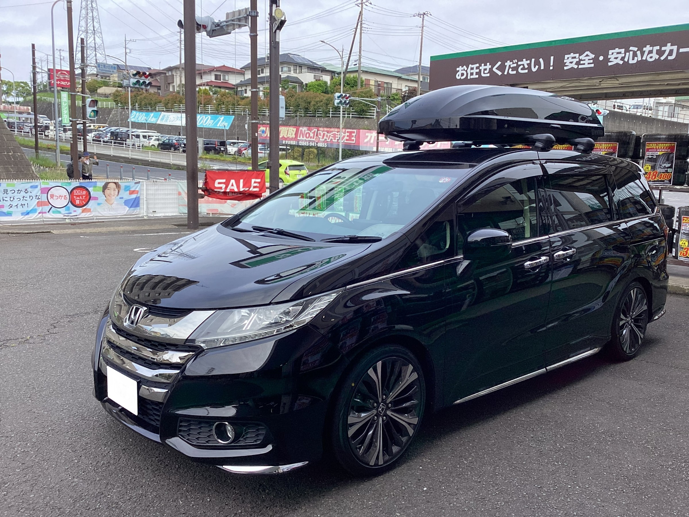 ホンダ オデッセイ（RC2） / REGNO GR-XⅢ 225/40R19 タイヤ交換