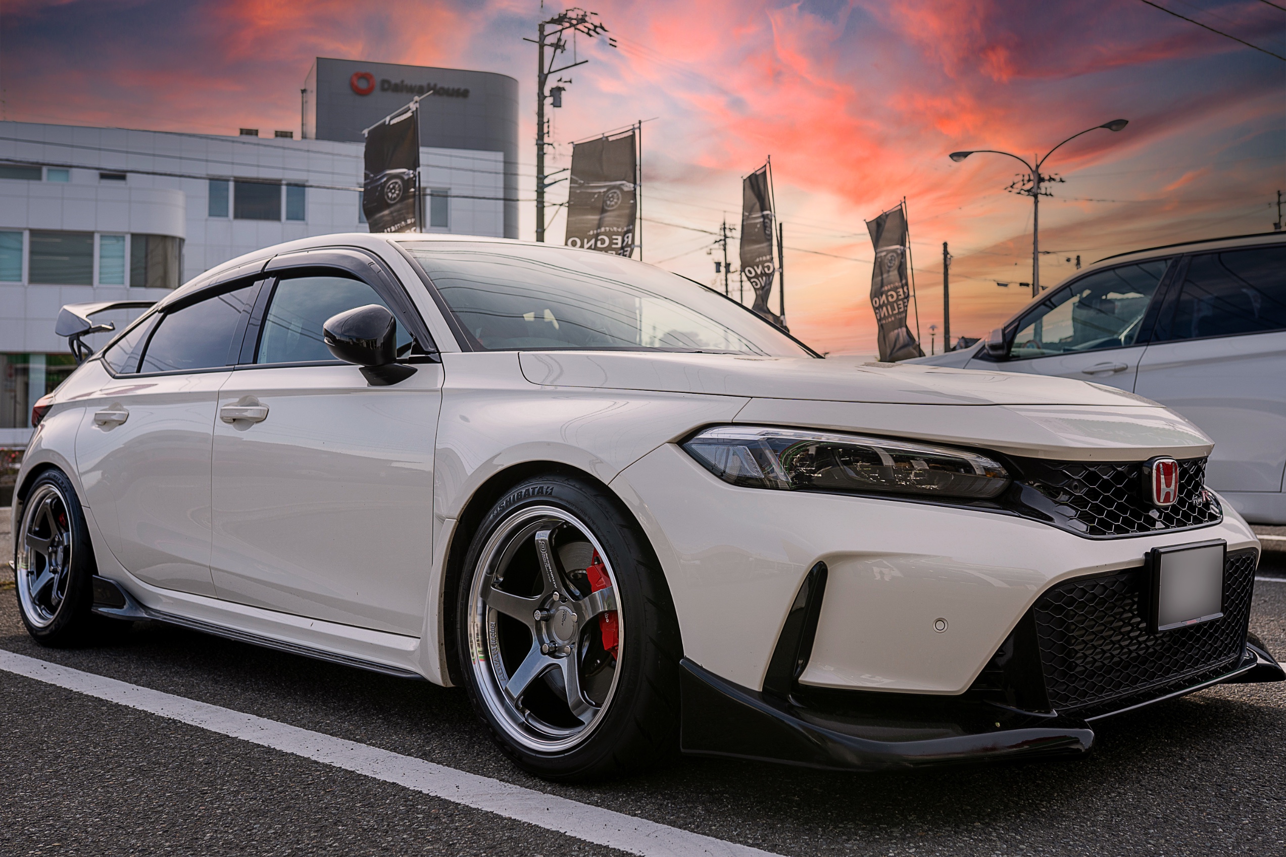 ADVAN GT 18インチ タイヤセット（引取希望） ADVAN GT 18インチ タイヤセット（引取希望）【美品】かすう工房