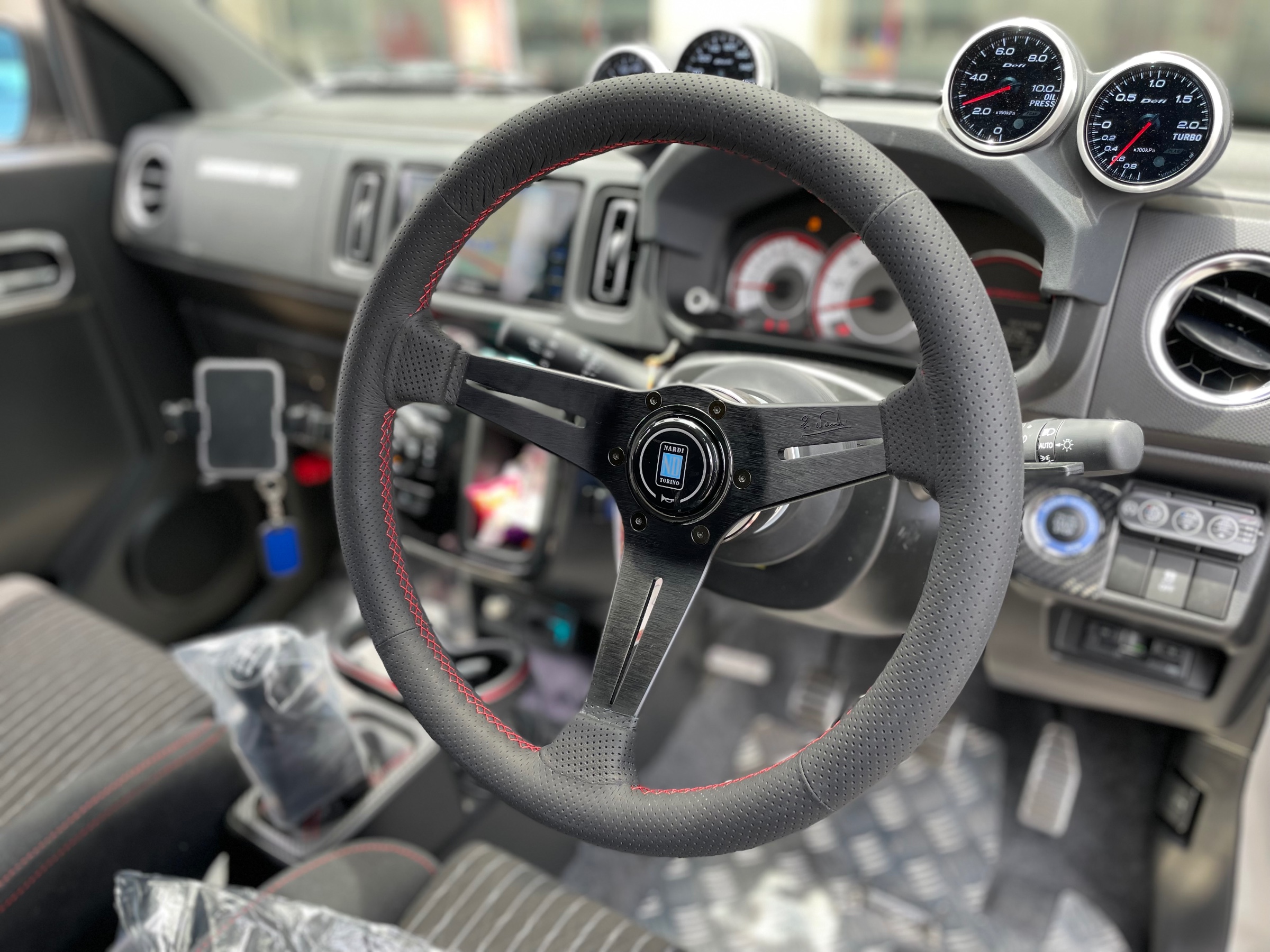 タイヤ館 NARDI SPORTS TYPE ラリー パンチングレザー ディープコーンタイプ N755 ナルディ