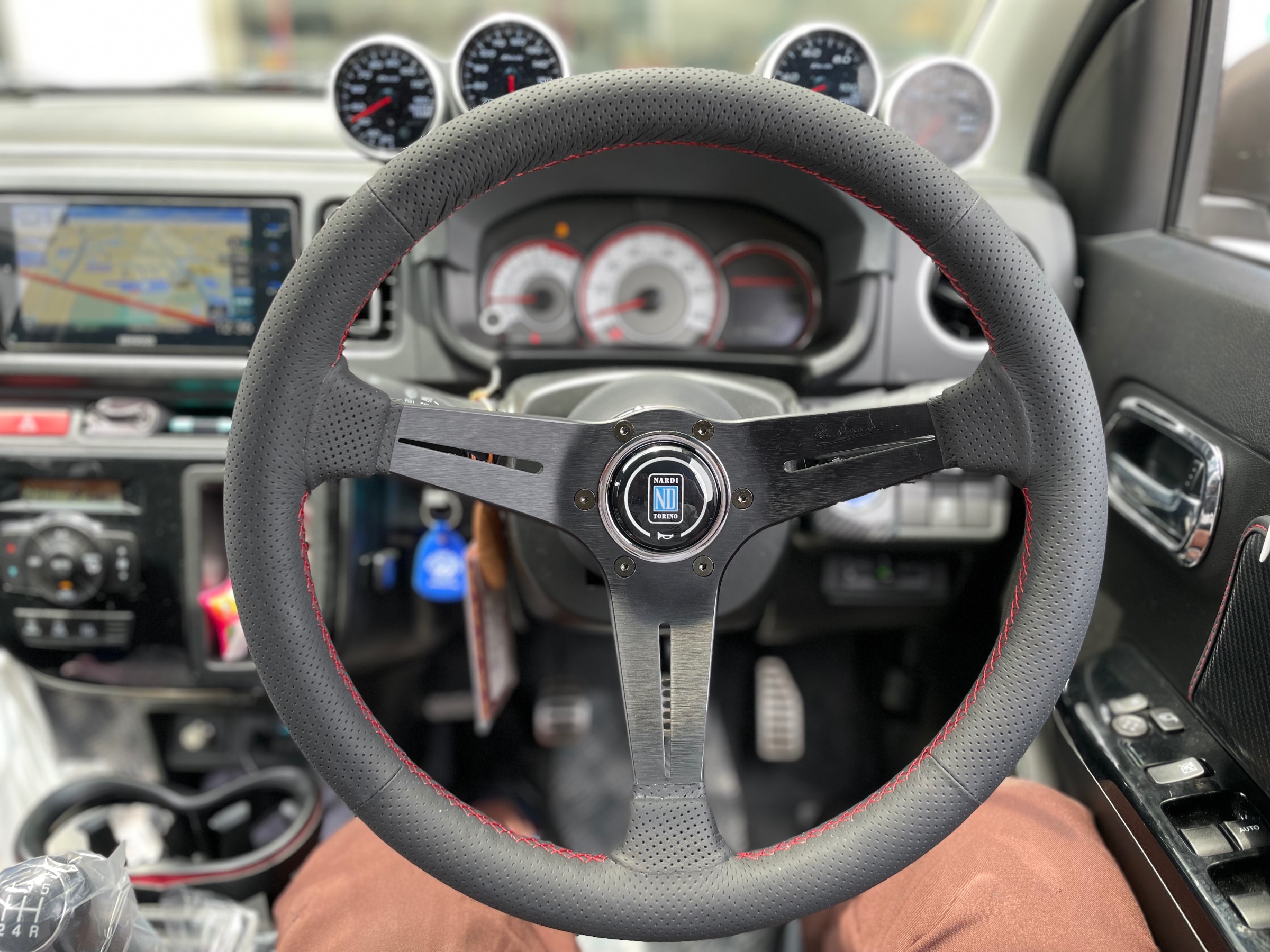 タイヤ館 NARDI SPORTS TYPE ラリー パンチングレザー ディープコーンタイプ N755 ナルディ
