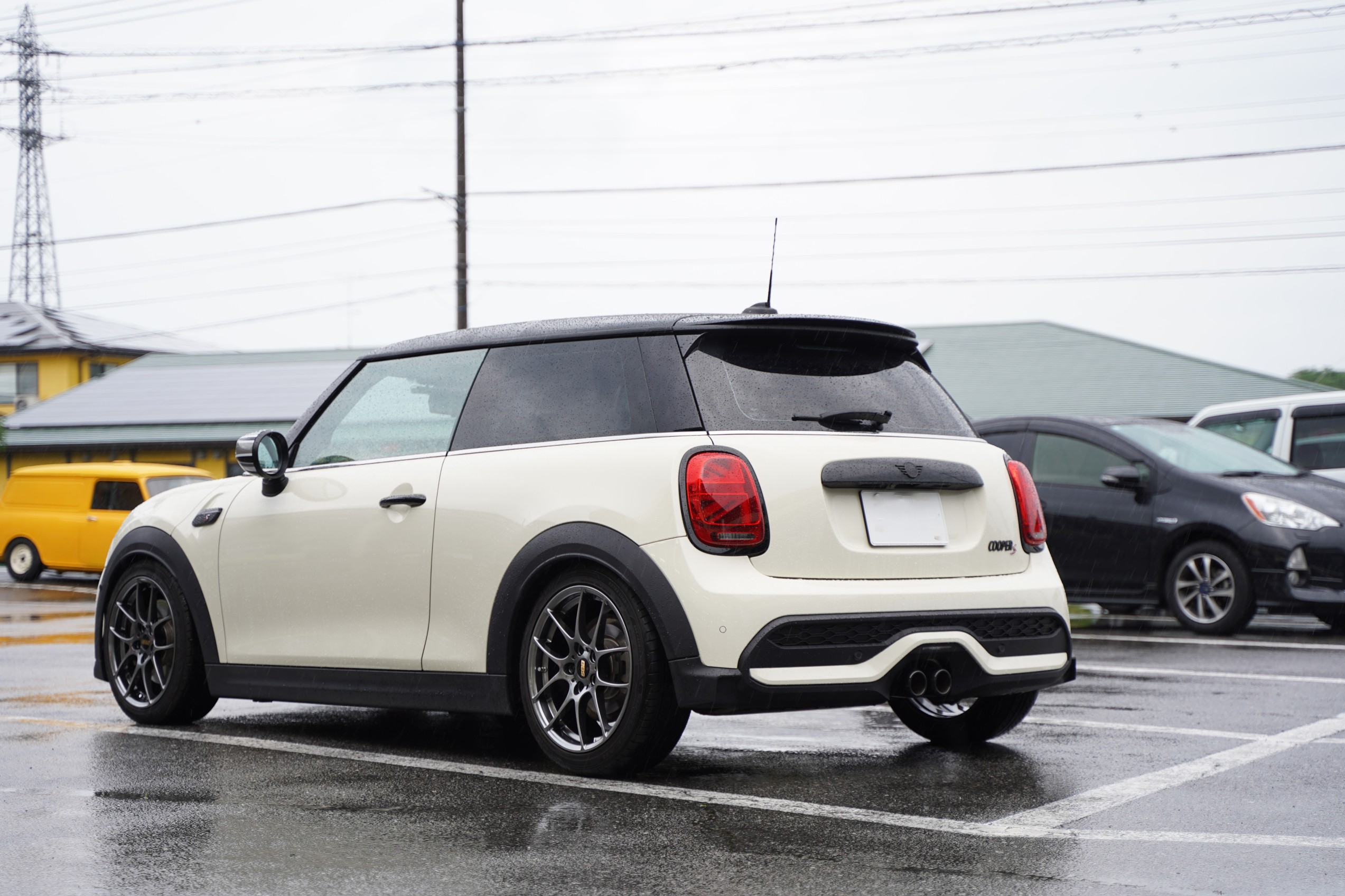 MINI F56 【STサスペンション 取付】 | 店舗おススメ情報 MINI F56 【STサスペンション 取付】 | 店舗おススメ情報