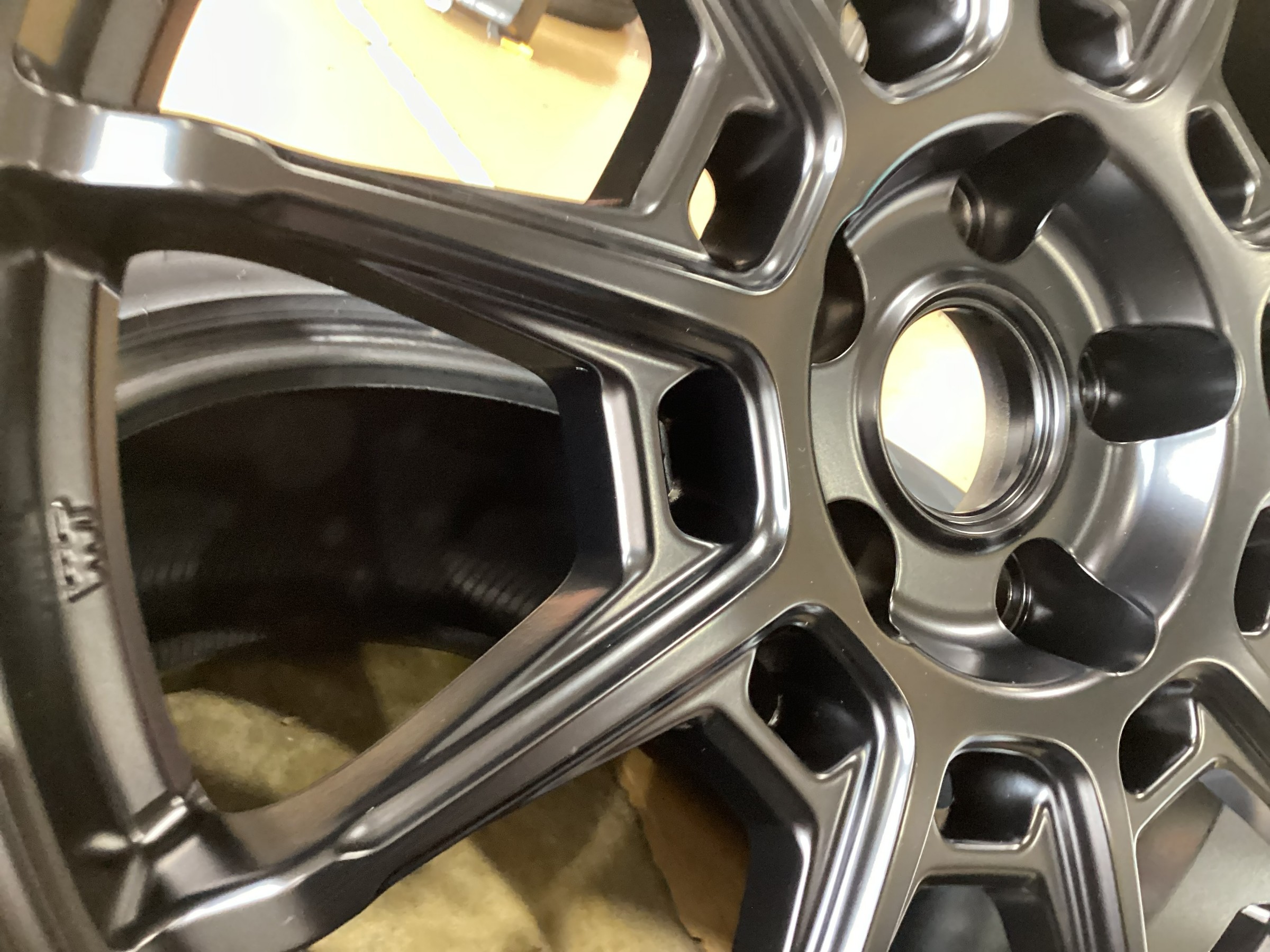 NISSAN フーガ REGNO GR-XⅢ 245/50R18 REFINO GALERNA タイヤ