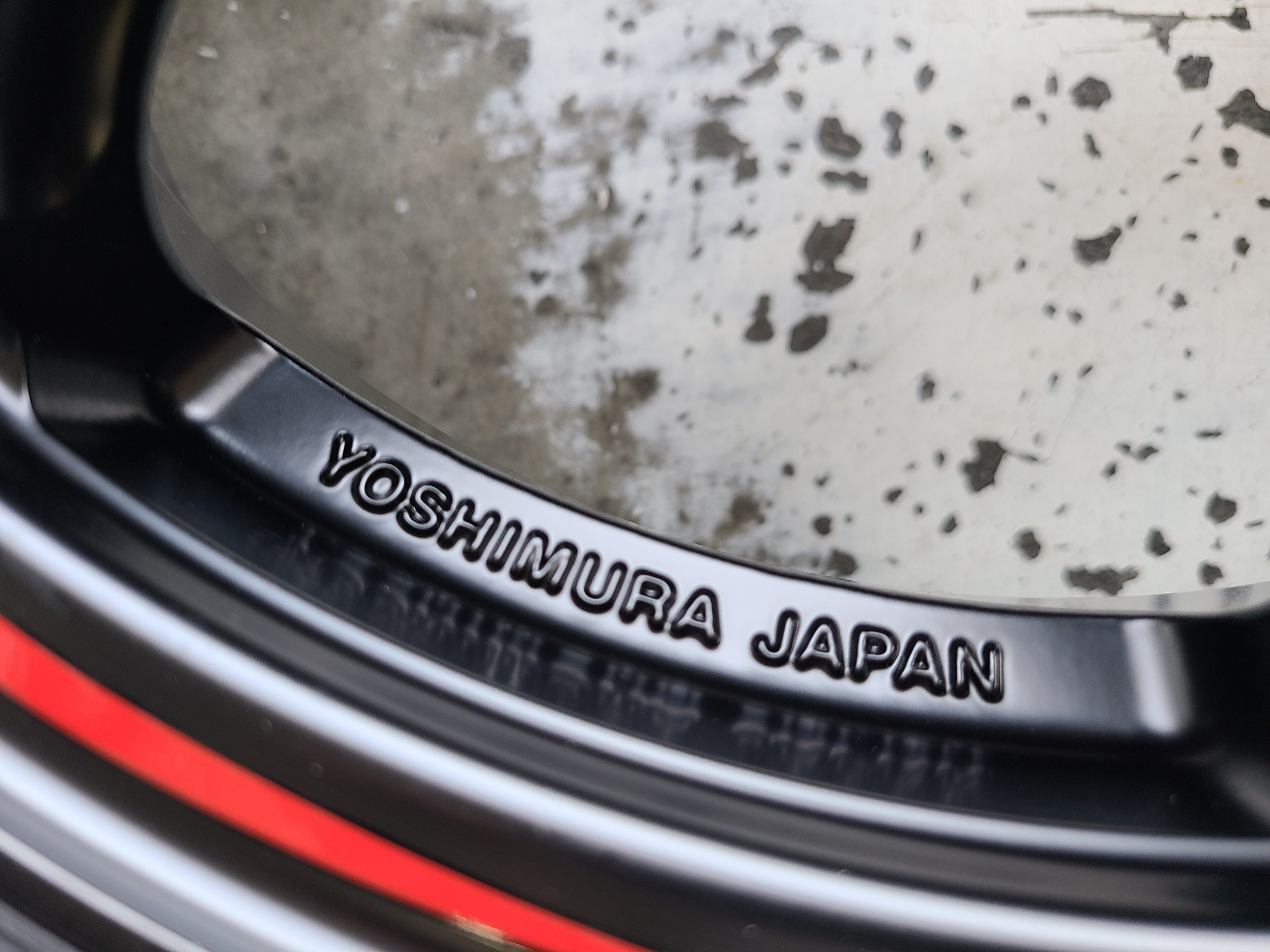 二輪』メーカーと『四輪』メーカーのコラボレーションホイール
