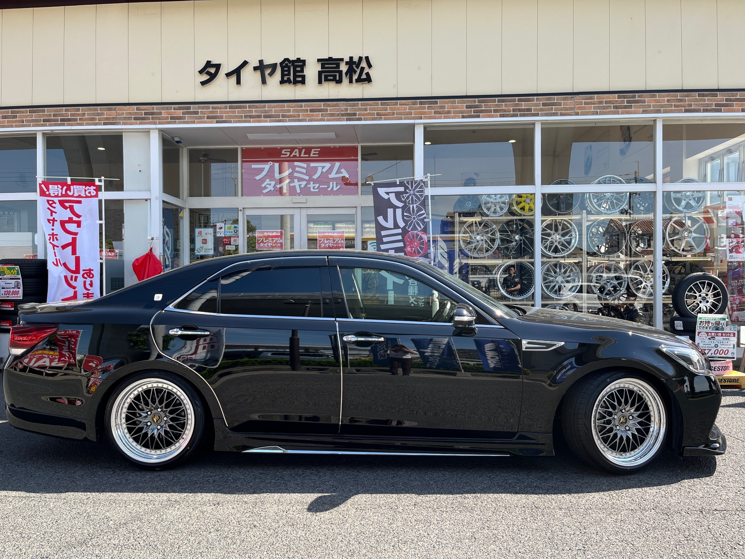 クラウンアスリートにつけていた夏タイヤとホイルです。 クラウンアスリートの夏タイヤに交換・ハブボルト折れたに関する