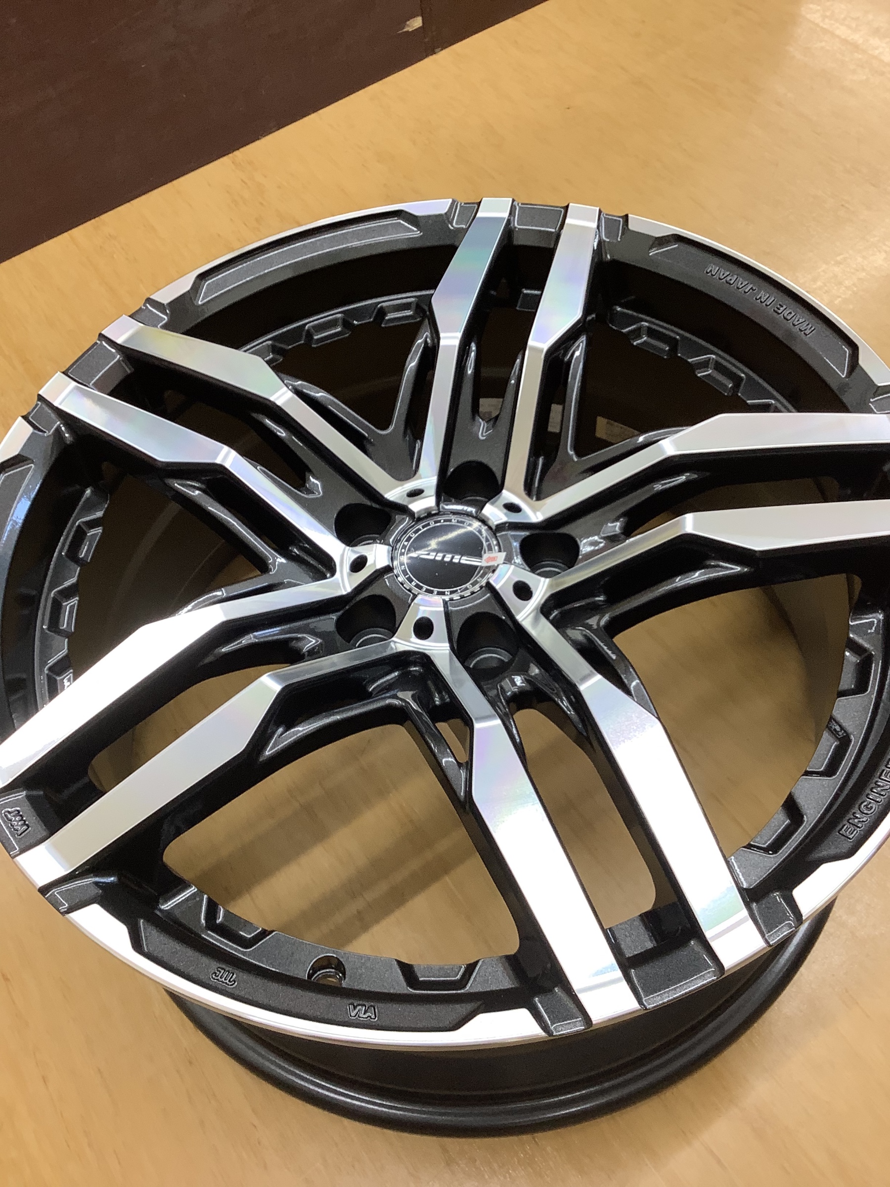 NEWホイール SHALLEN RG | 店舗おススメ情報 | タイヤ館 五所