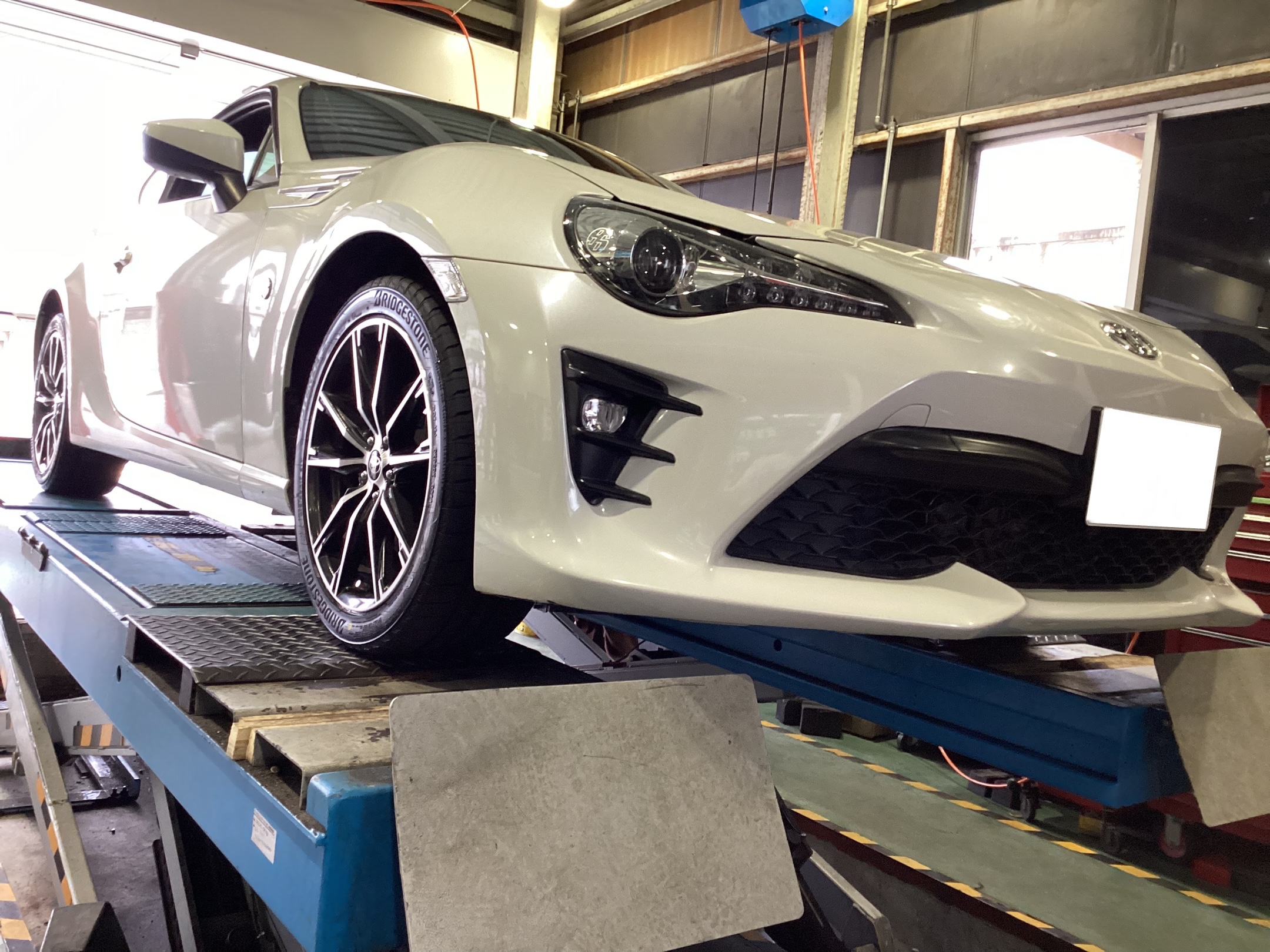 トヨタ・86】夏用タイヤ交換作業（ブリヂストン POTENZA S007A