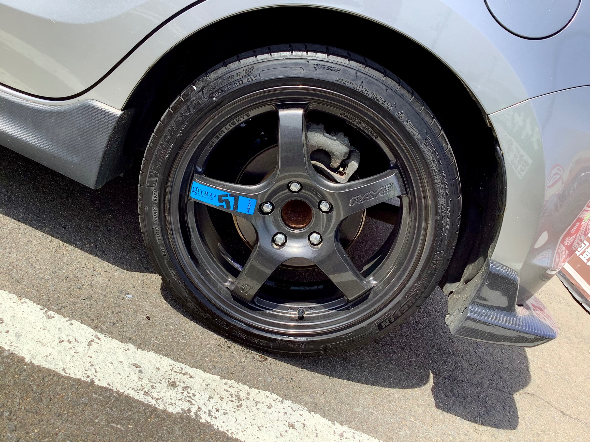 ZC33Sスイフトスポーツ×RAYS gram LIGHTS 57CR SPEC M〜】 | 店舗お