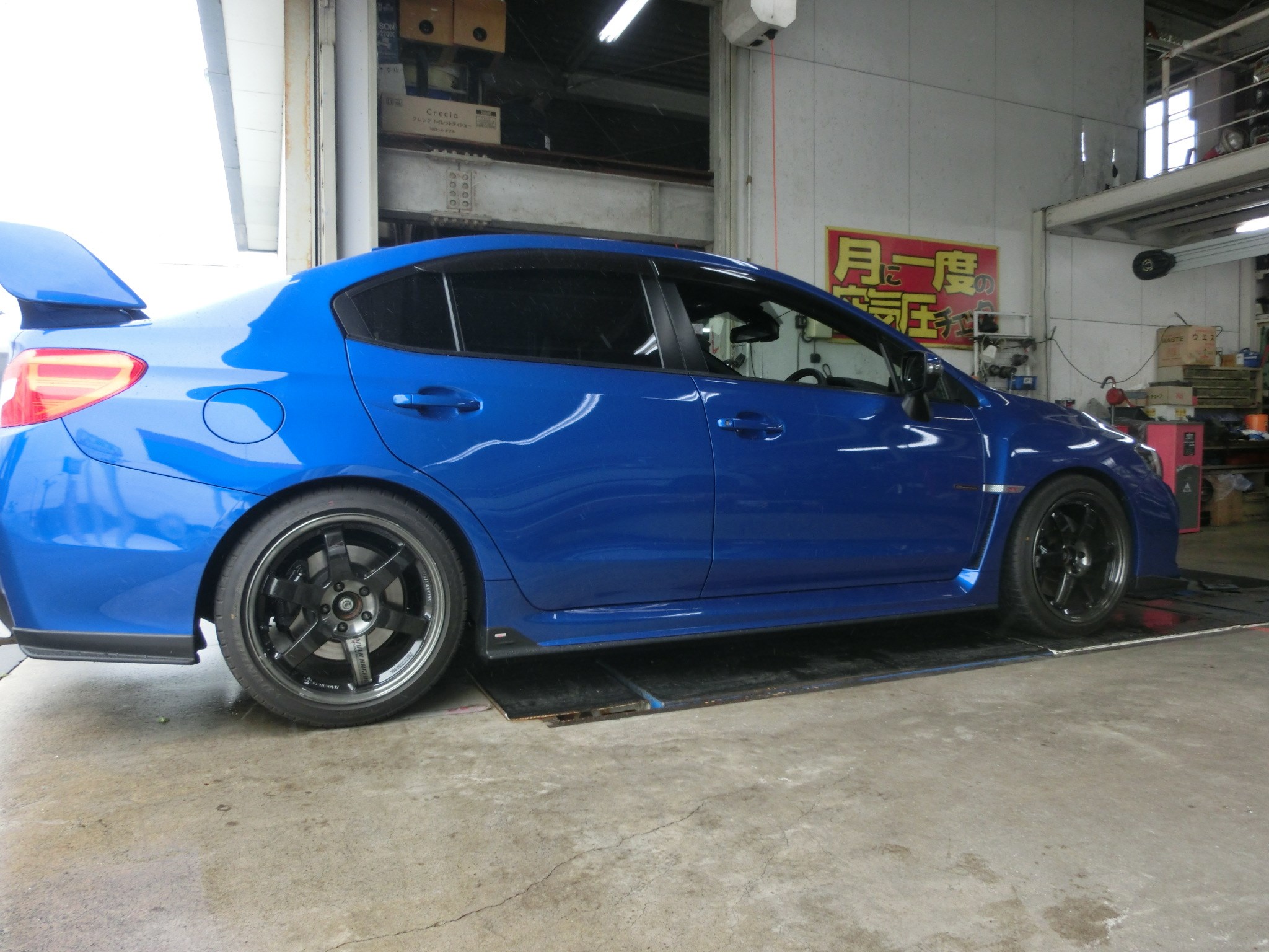 シンイチ　wrx sti vabホイール③ VAB型 WRX STI S208 x RAYS VOLK RACING G025 19インチ ボルドー