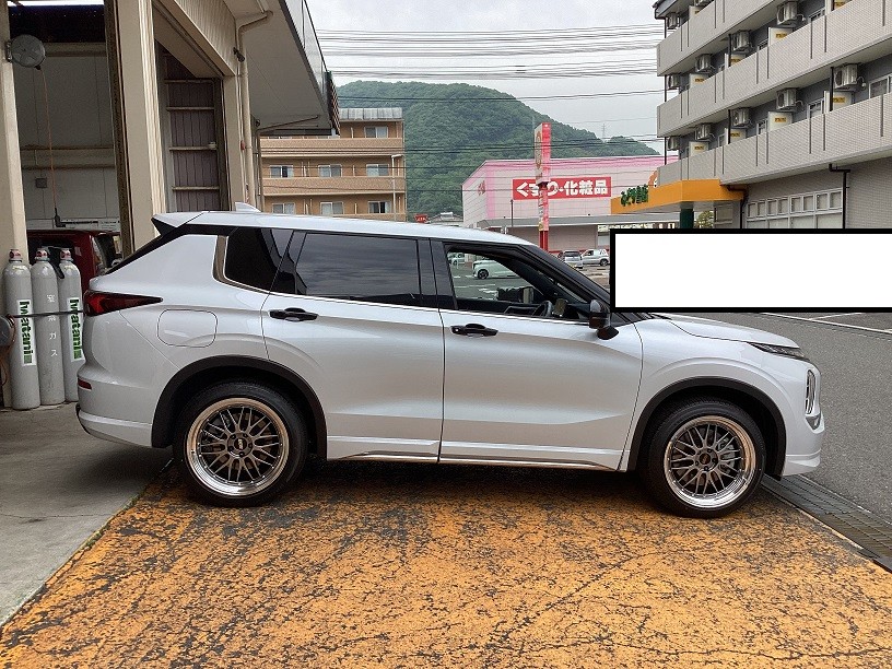 三菱 アウトランダー BBS LM 20インチ取付 (^▽^)/ | 店舗お 三菱 アウトランダー BBS LM 20インチ取付 (^▽^)/ | 店舗お
