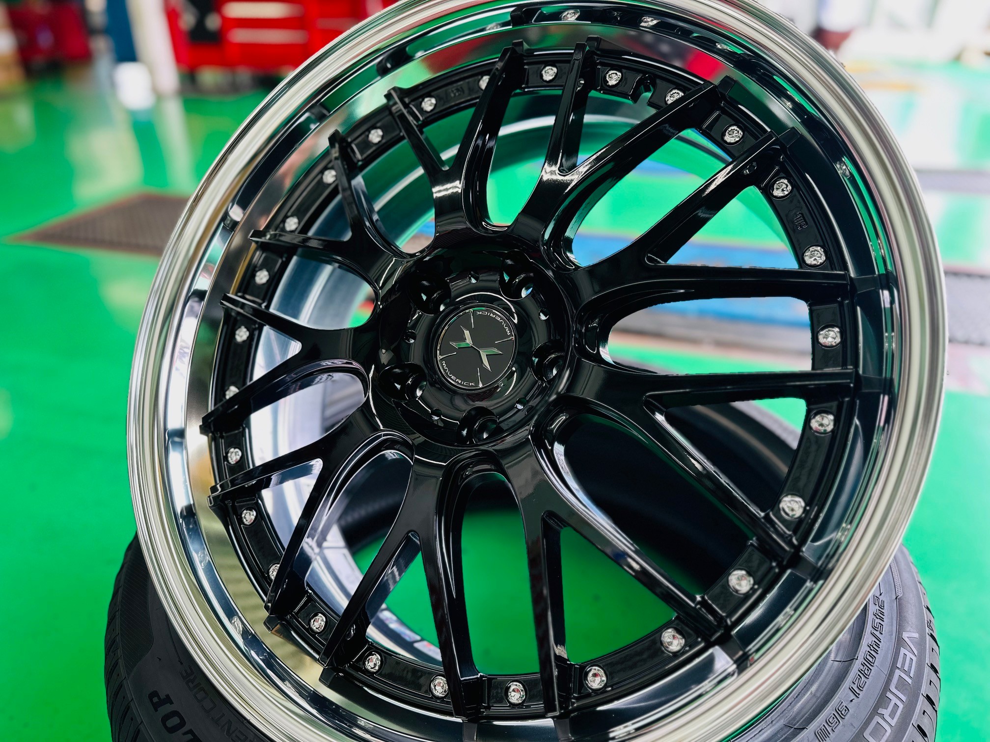 【虎さん】weds MAVERICK 709m 21インチ　アルファード 新型アルファード（AAHH40W） WEDS マーベリック709M 21インチ