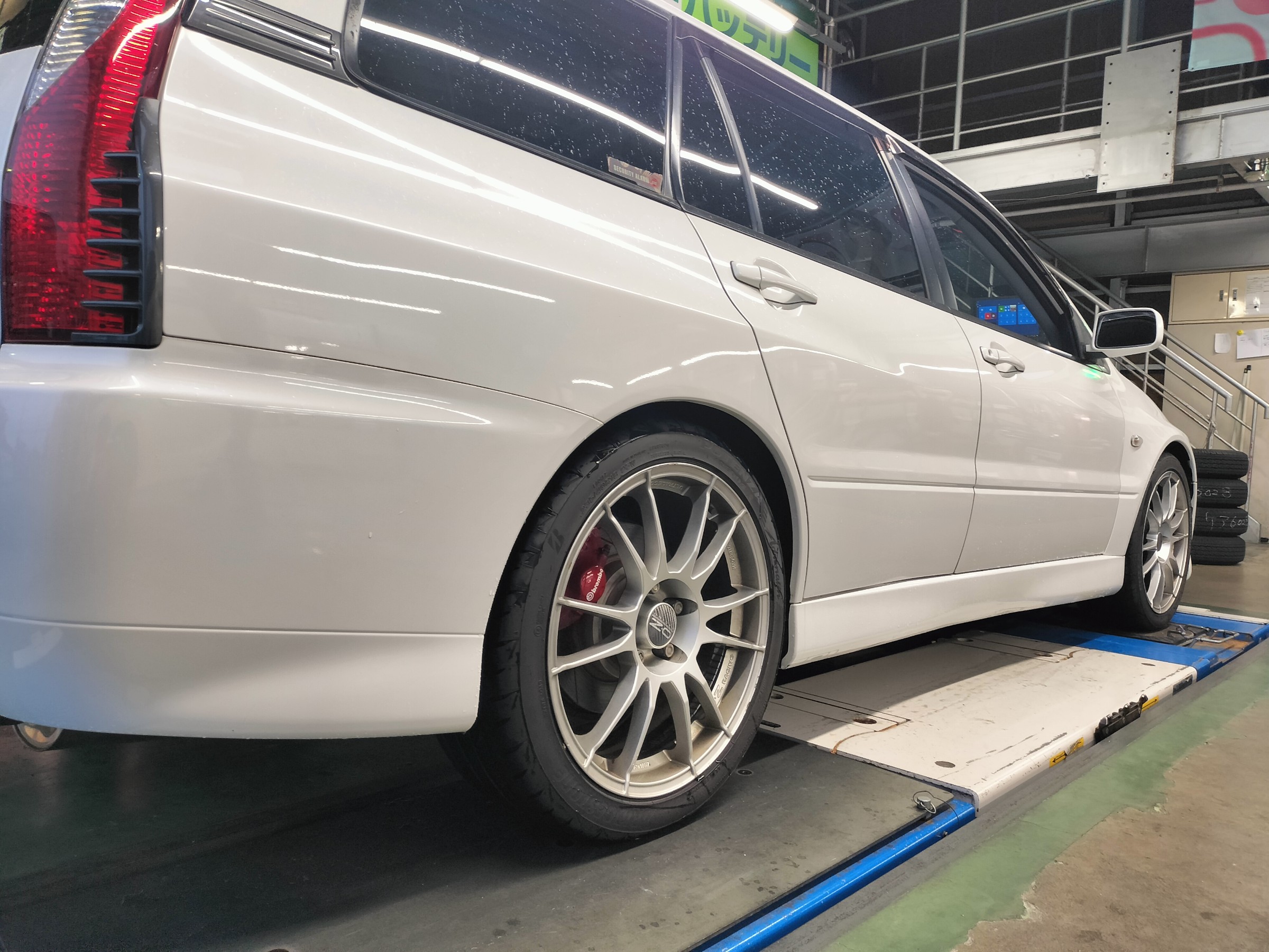 【30年ほど前に10万円で購入】孫ができ、置くスペースが無いので売ります！ ランサーエボリューションワゴン | 店舗おススメ情報 | タイヤ館 金沢