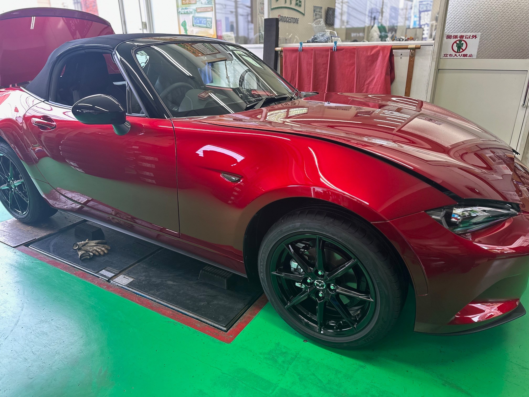 マツダ ロードスター（ND5RE） TEIN FLEX Z 車高調 取付 | 店舗お