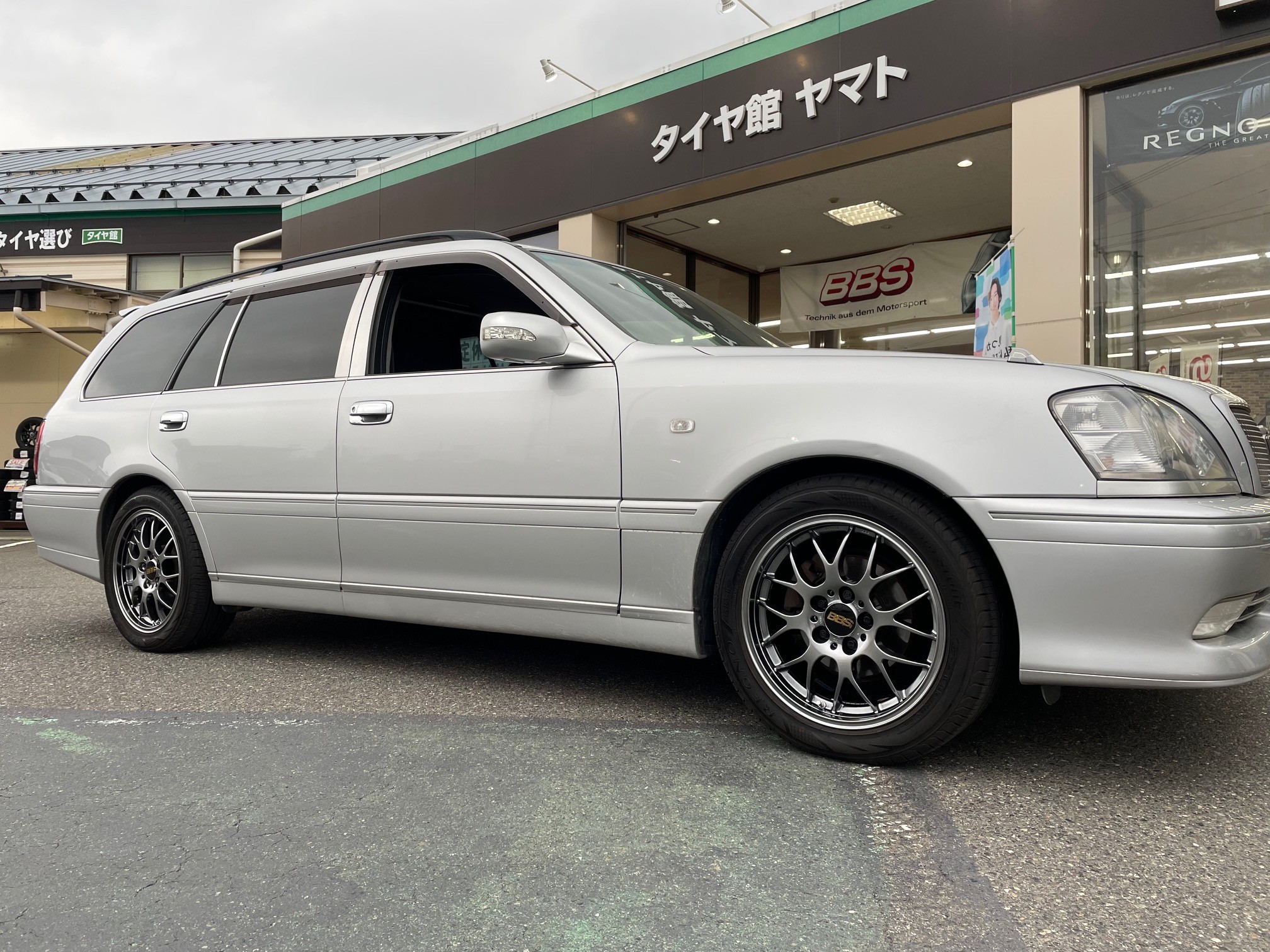 クラウンステーションワゴン × BBS | 店舗おススメ情報 | タイヤ館 ヤマト 