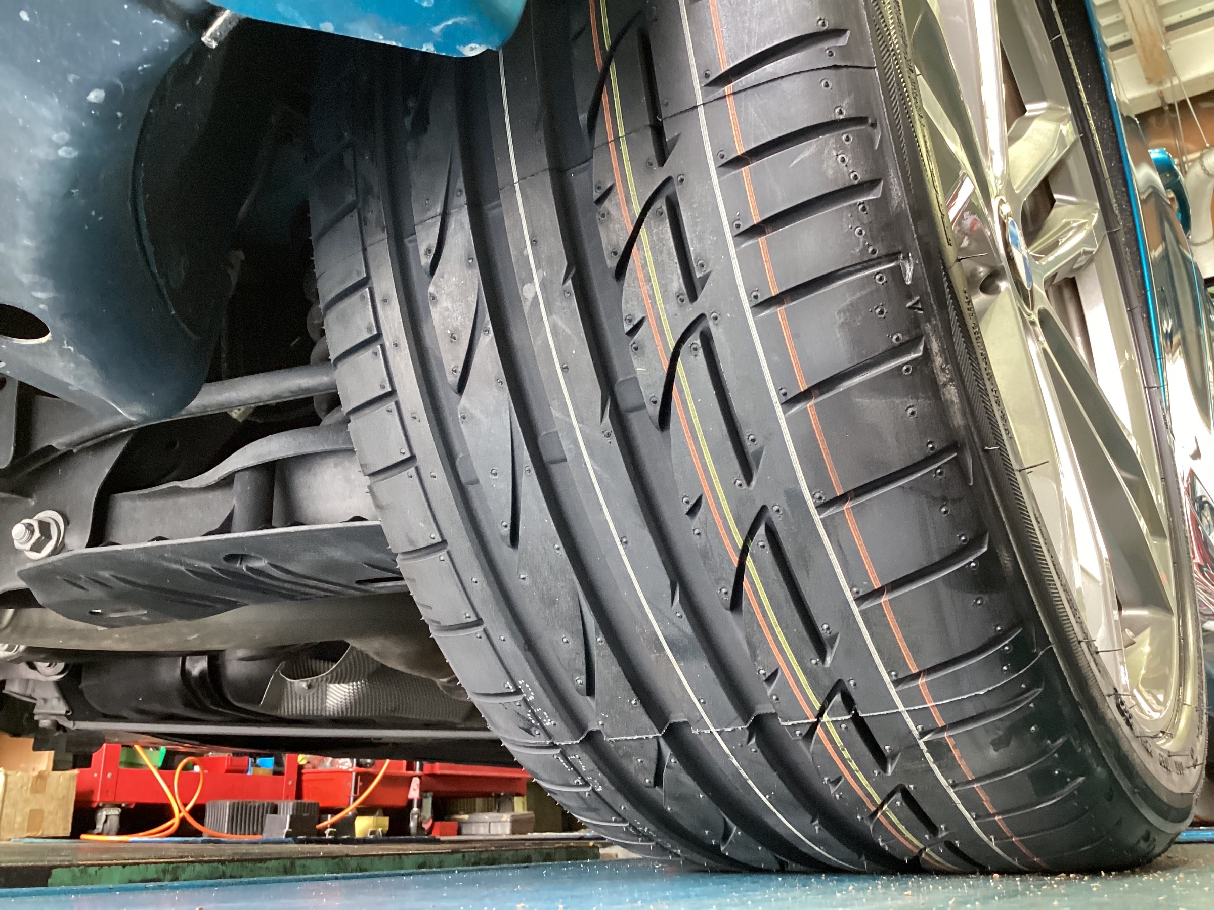 BMW・440i】夏用タイヤ交換作業（ブリヂストン POTENZA S001 RFT