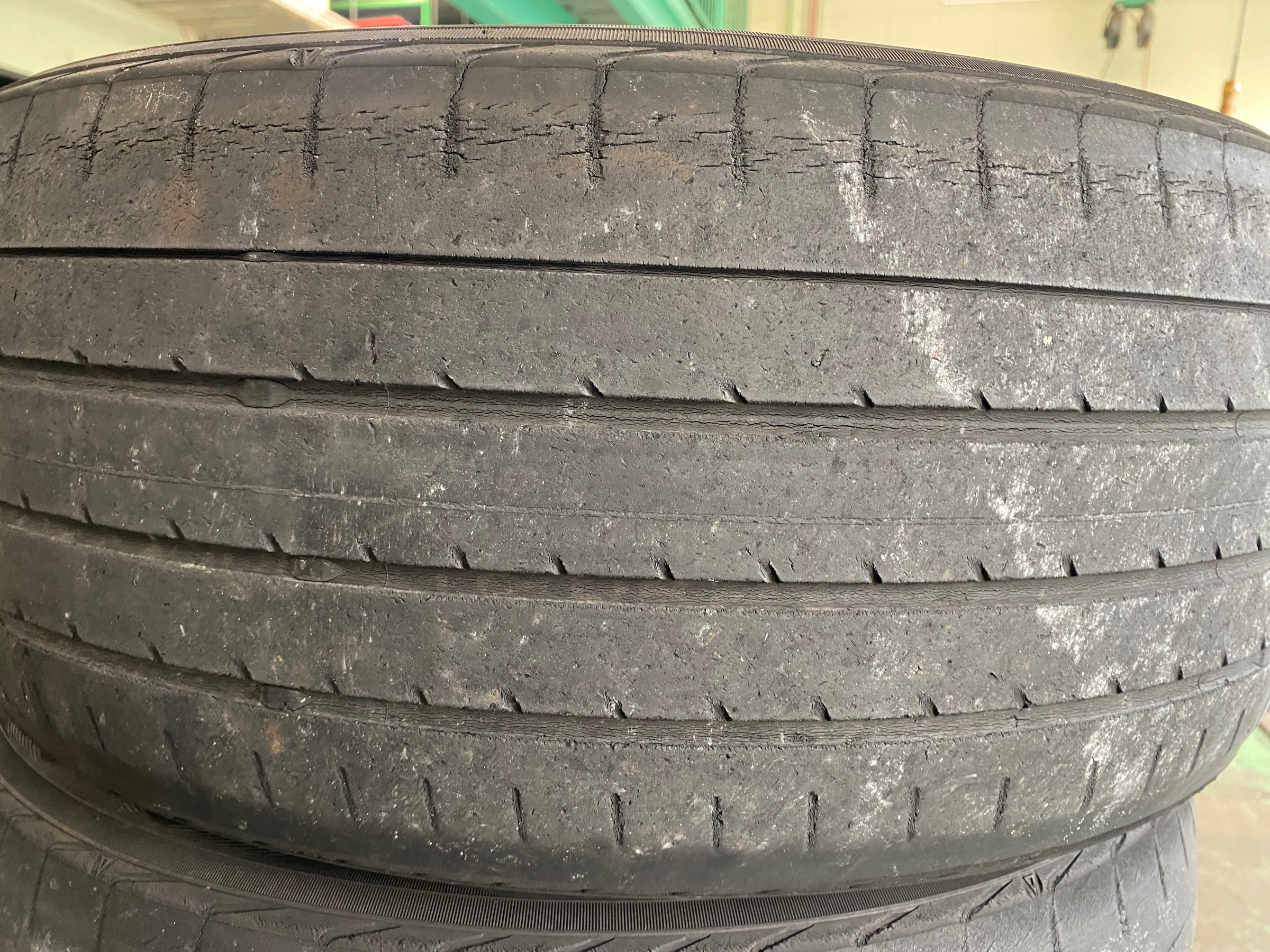 ブリヂストン　タイヤ館下松　タイヤ交換　アルミホイール　オイル交換　バッテリー交換　ワイパー交換　エアコンフィルター交換　アライメント調整　国産車　輸入車　下松市　周南市　徳山　柳井　熊毛　光　玖珂　周東　履き替え　付け替え　脱着